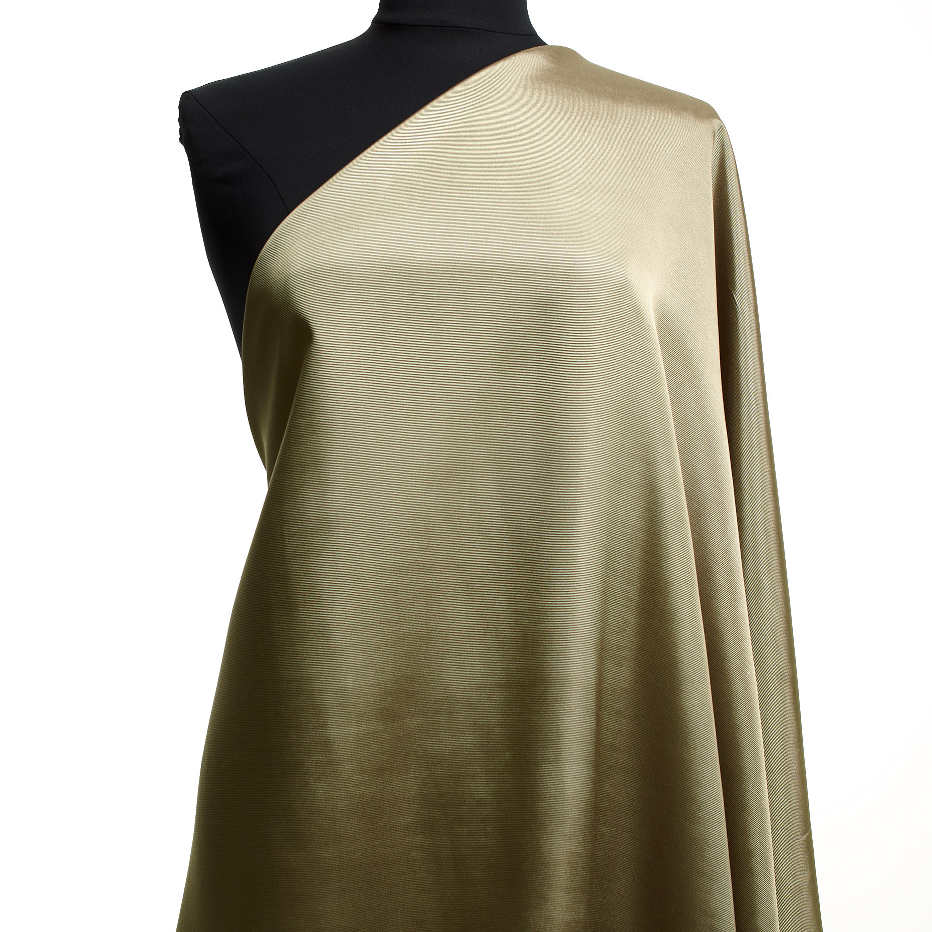 RIBS, VISCOSE, MICRO DESIGN, ALOE WASH (F000003797) - Mannequin