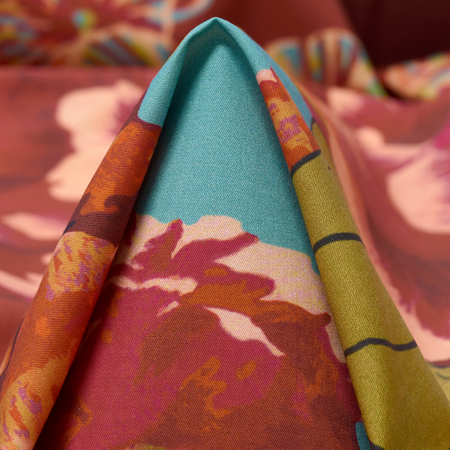 POPLIN, COTTON, FLORAL, CORAL&AQUA HAZE (T0000727)