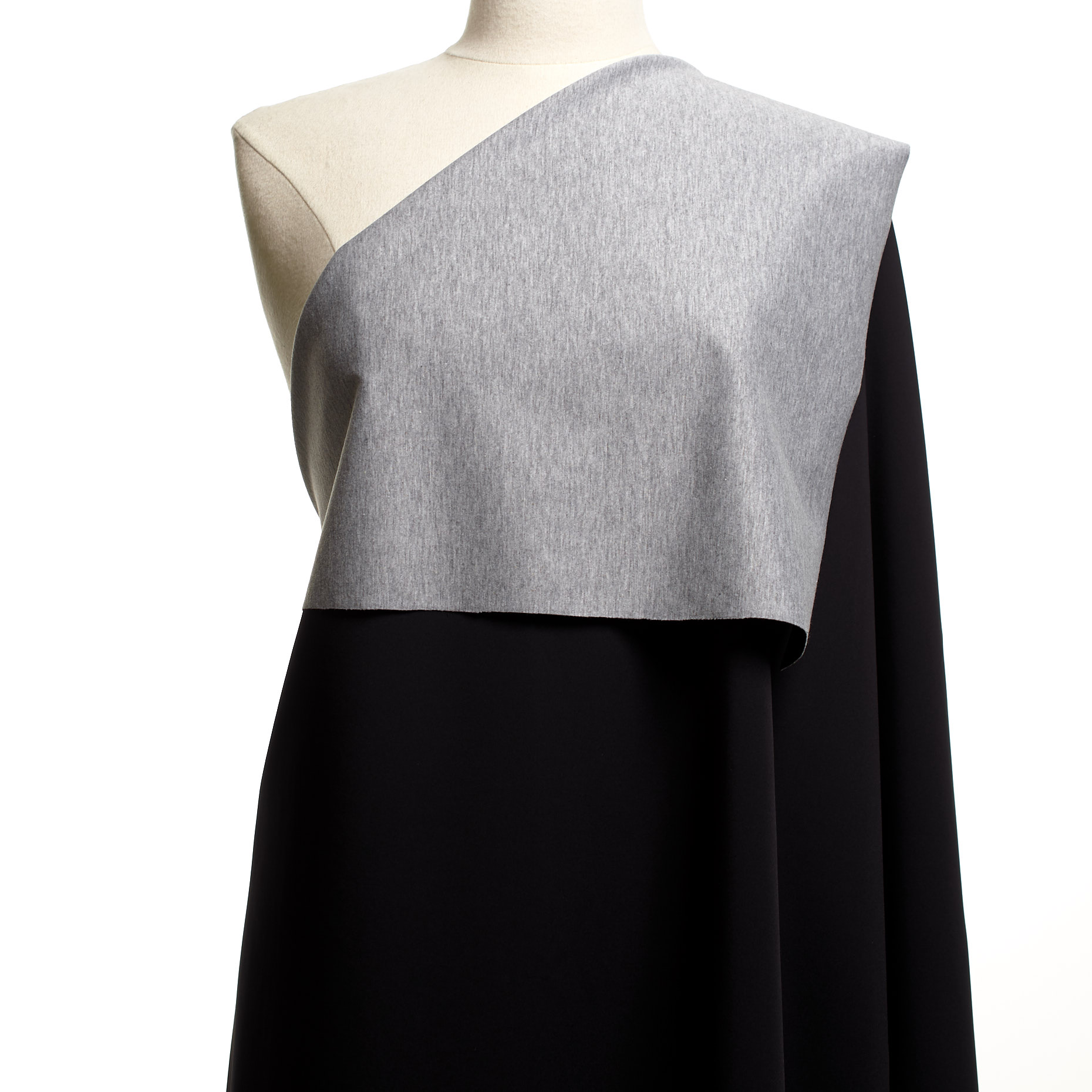 Jersey, Double, Punto Milano, Raven Black&Dark Silver (F000041872) - Mannequin