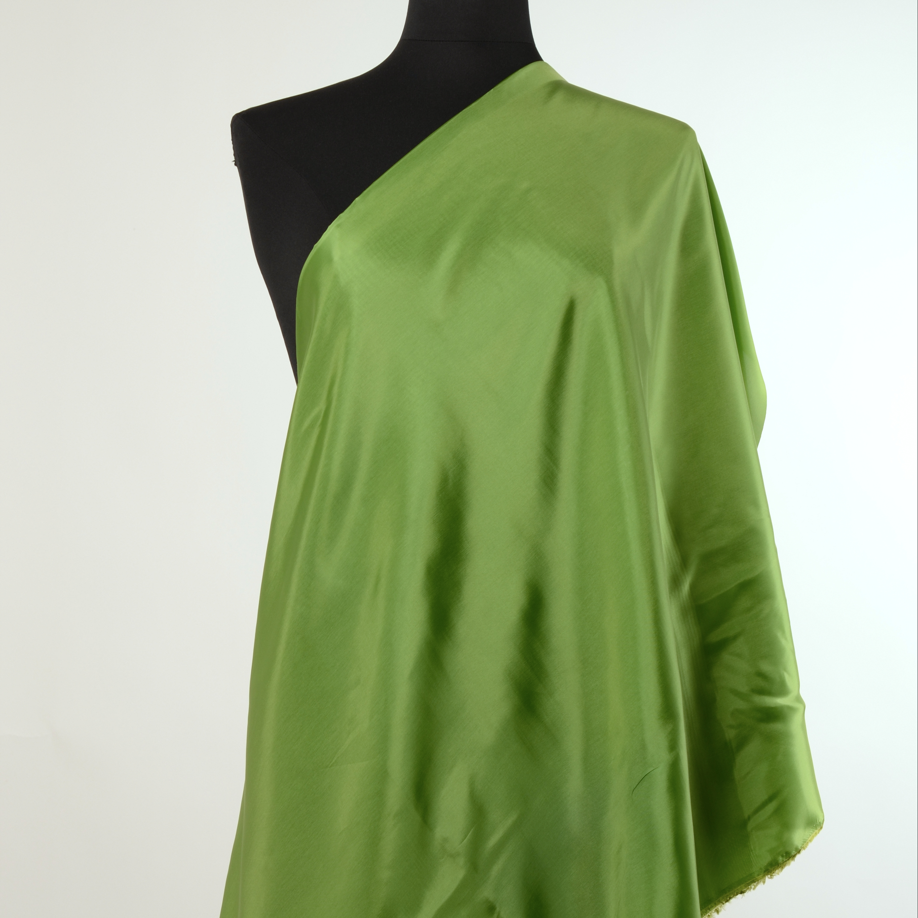 CUPRO, LINING, GREEN BEAN (F000018181) - Mannequin