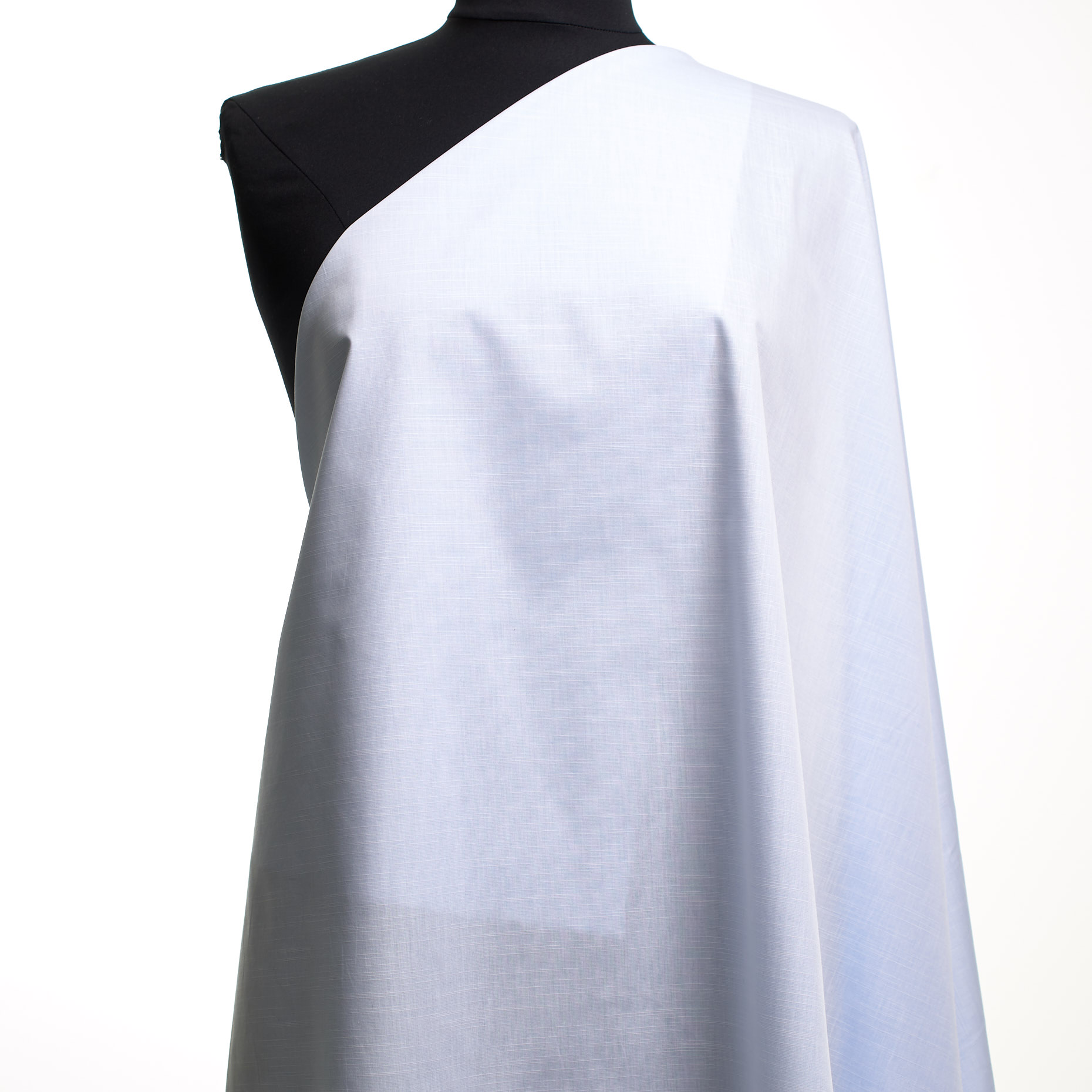 BATISTE, COTTON, LAVENDER BLUE (F000044974) - Mannequin