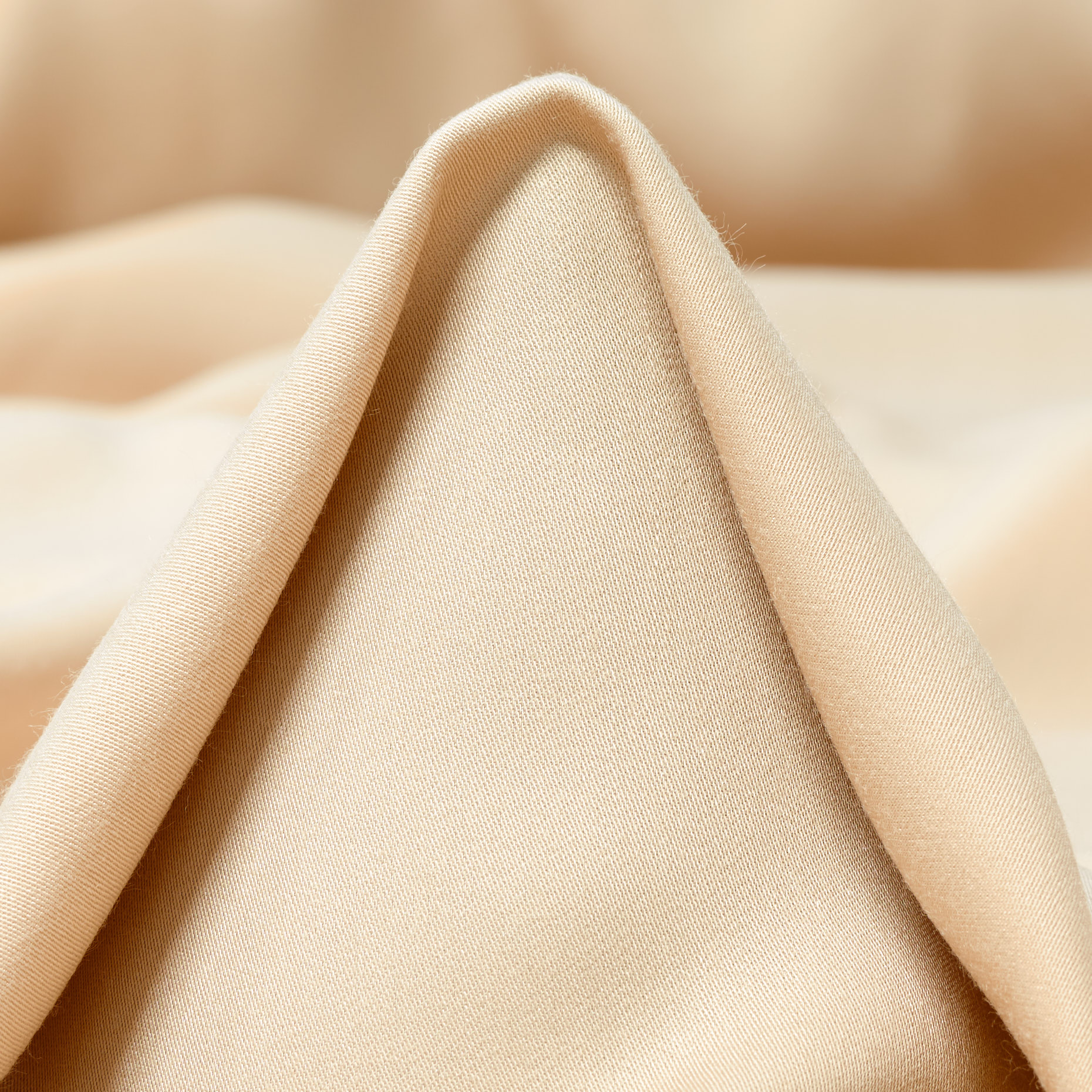 SATIN, VISCOSE, POWDER PEACH (F000039996)