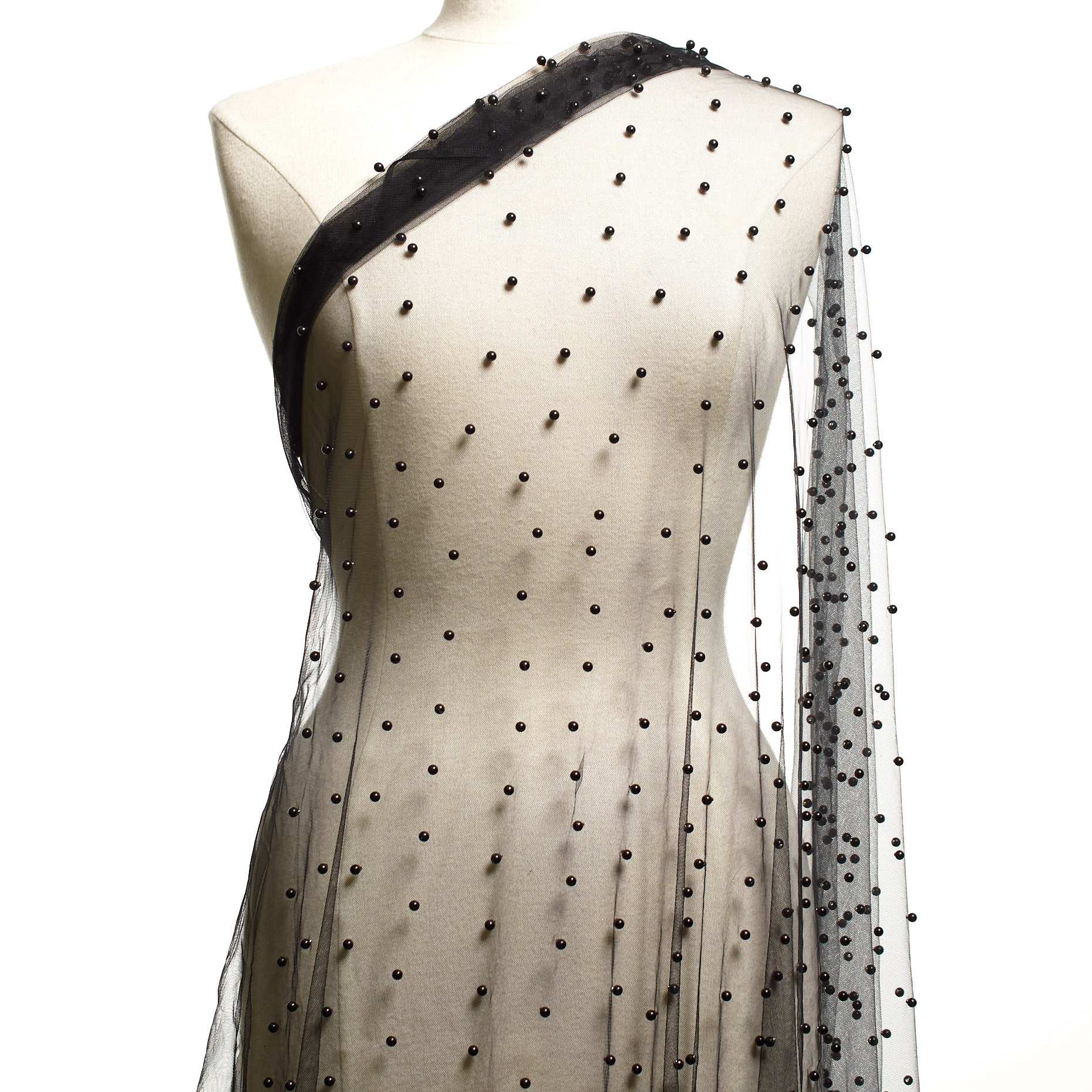 Тюль, Вышивка, Jet Black (F000035129) - Манекен