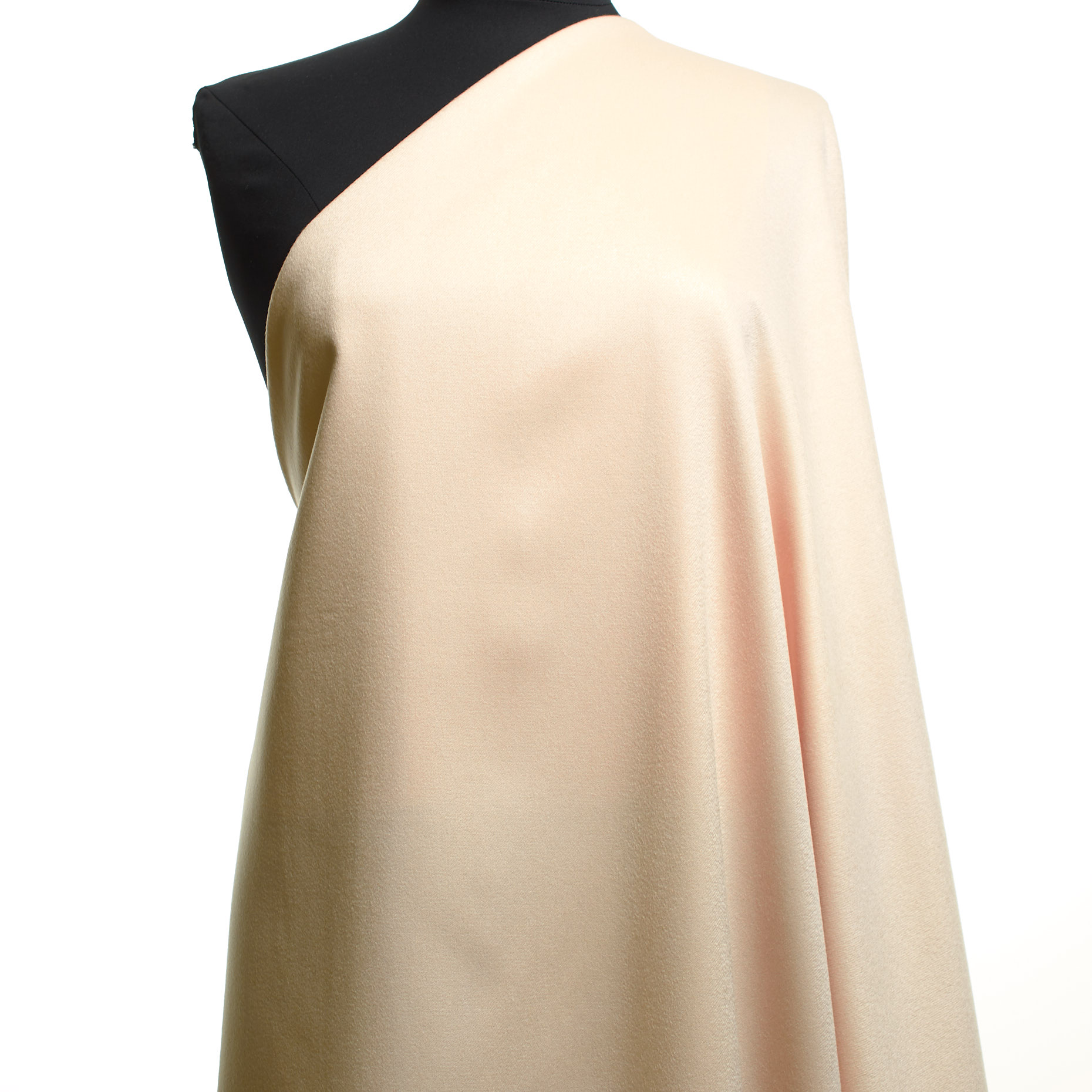 Sarga, Puro Cashmere, Bone White (F000021206) - Maniquí