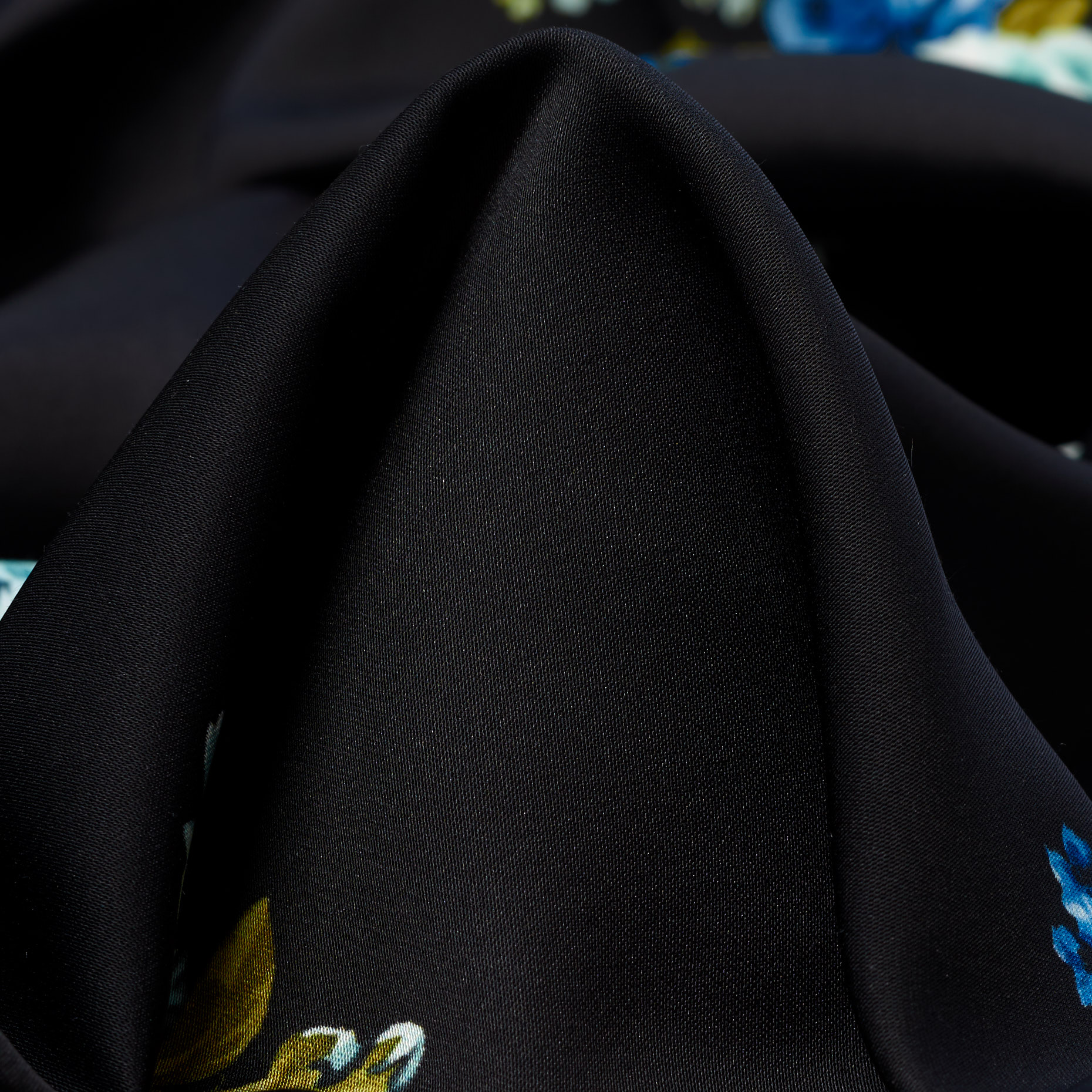 SATIN, FLORAL, VISCOSE, LAPIS BLUE (F000040406)