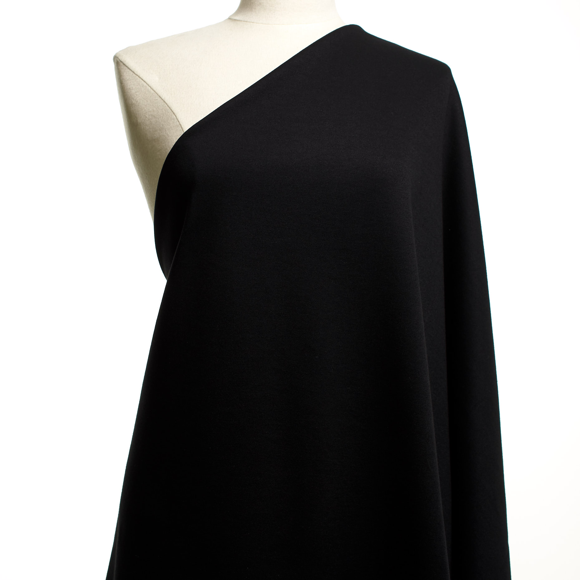 JERSEY, PIQUÉ, COTTON, JET BLACK (F000044214) - Mannequin