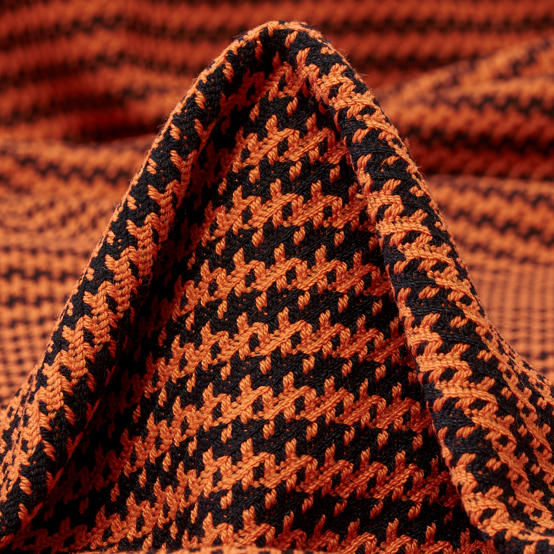 JACQUARD, ELASTIC, CHANEL, MANDARIN RED&RAVEN BLACK (F000038397)