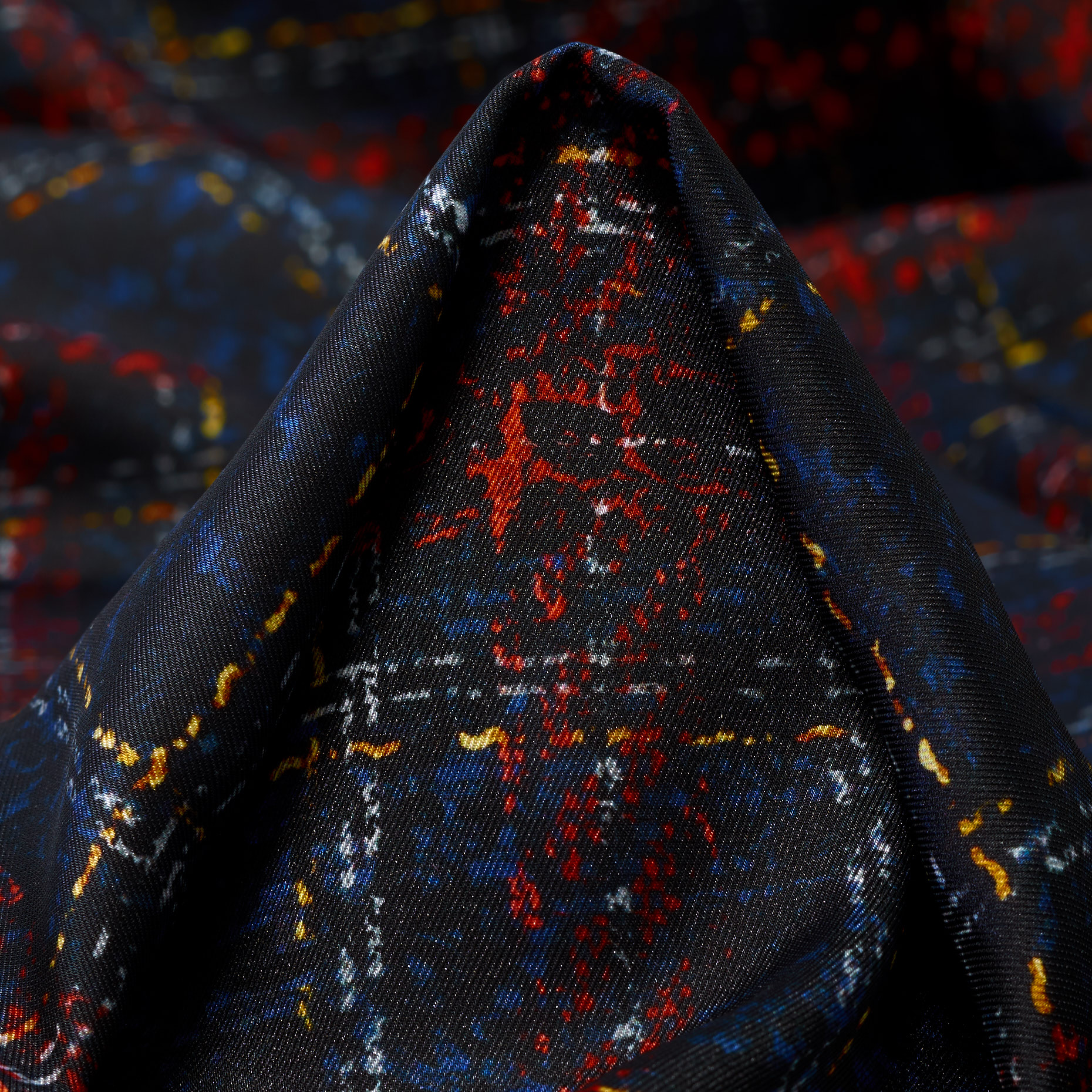 SATIN, CHECK, PRINTED, DARK NAVY&RED ALERT (F000040428)