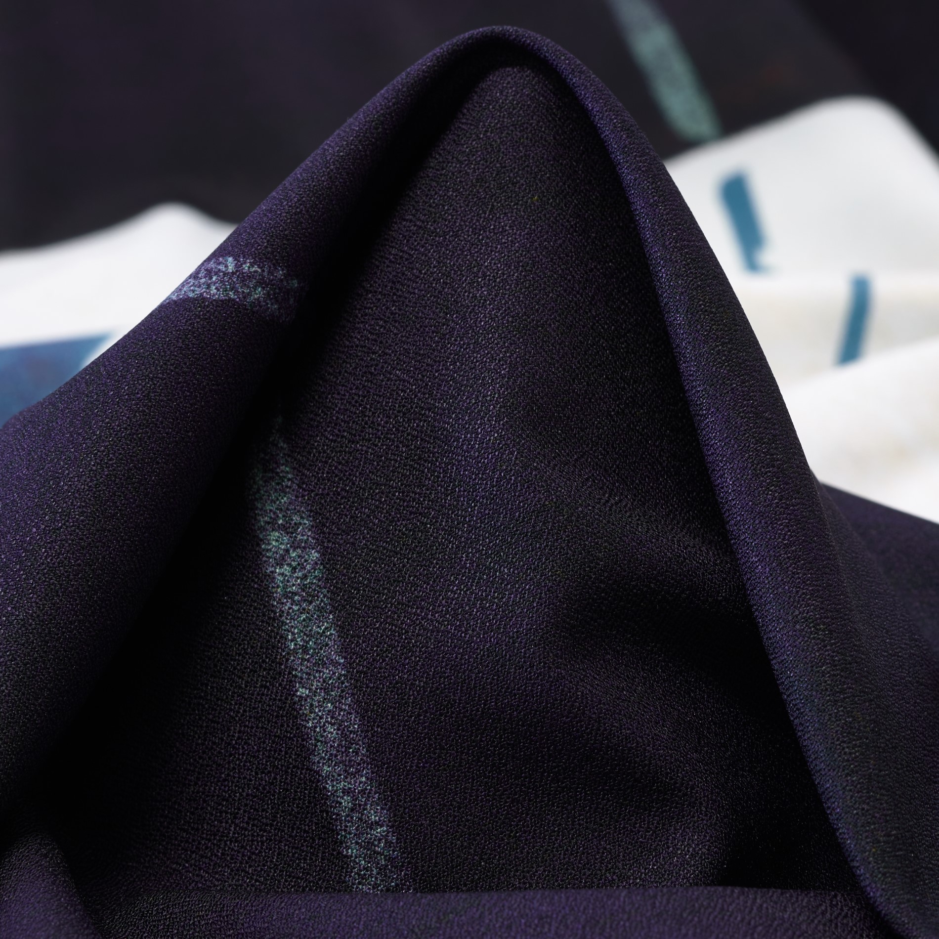 Креп, Цветы, Стрейч, Parisian Night&Snow White (F000031376)