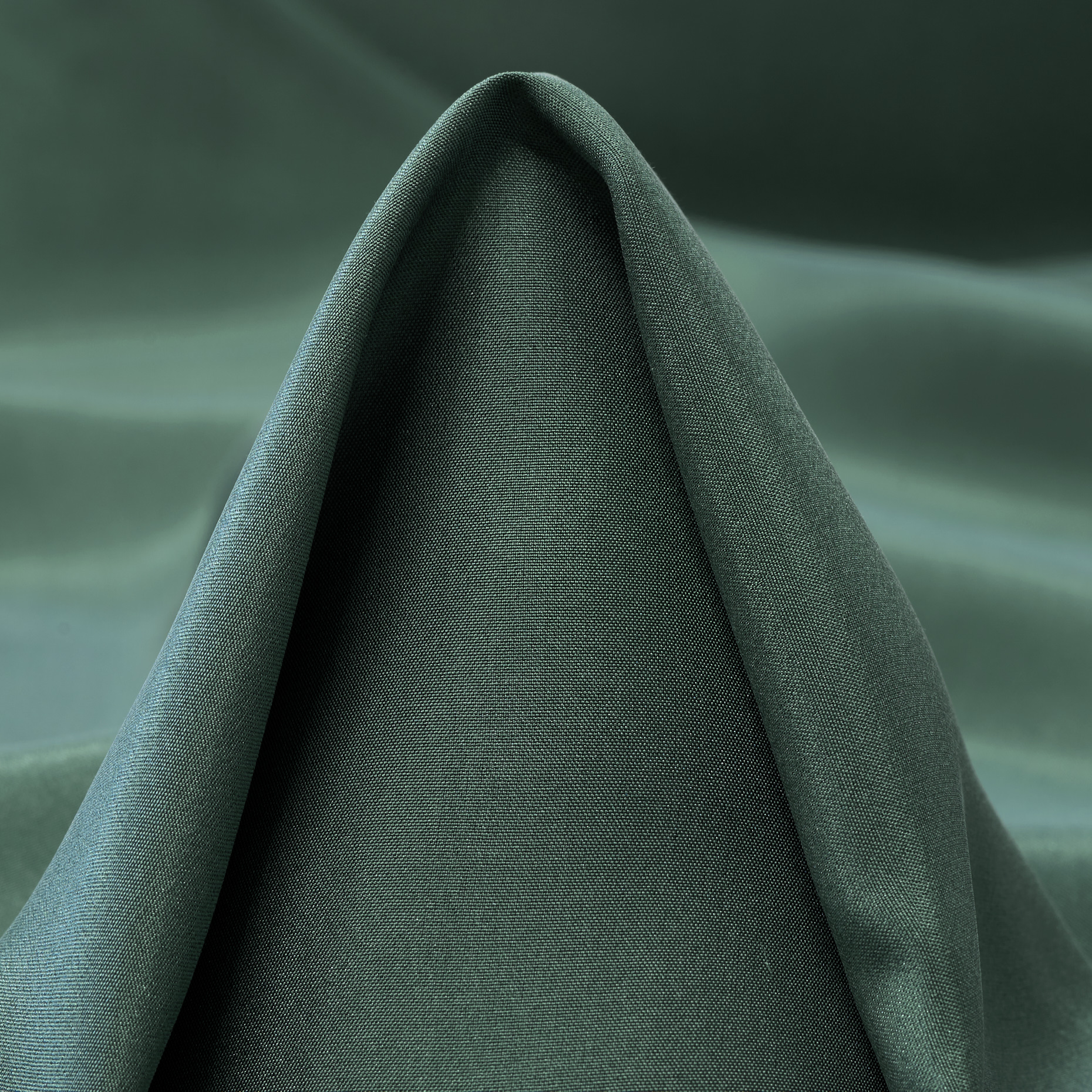 SATIN, SILK, SHIMMERING, SMOKE PINE (F000049147)