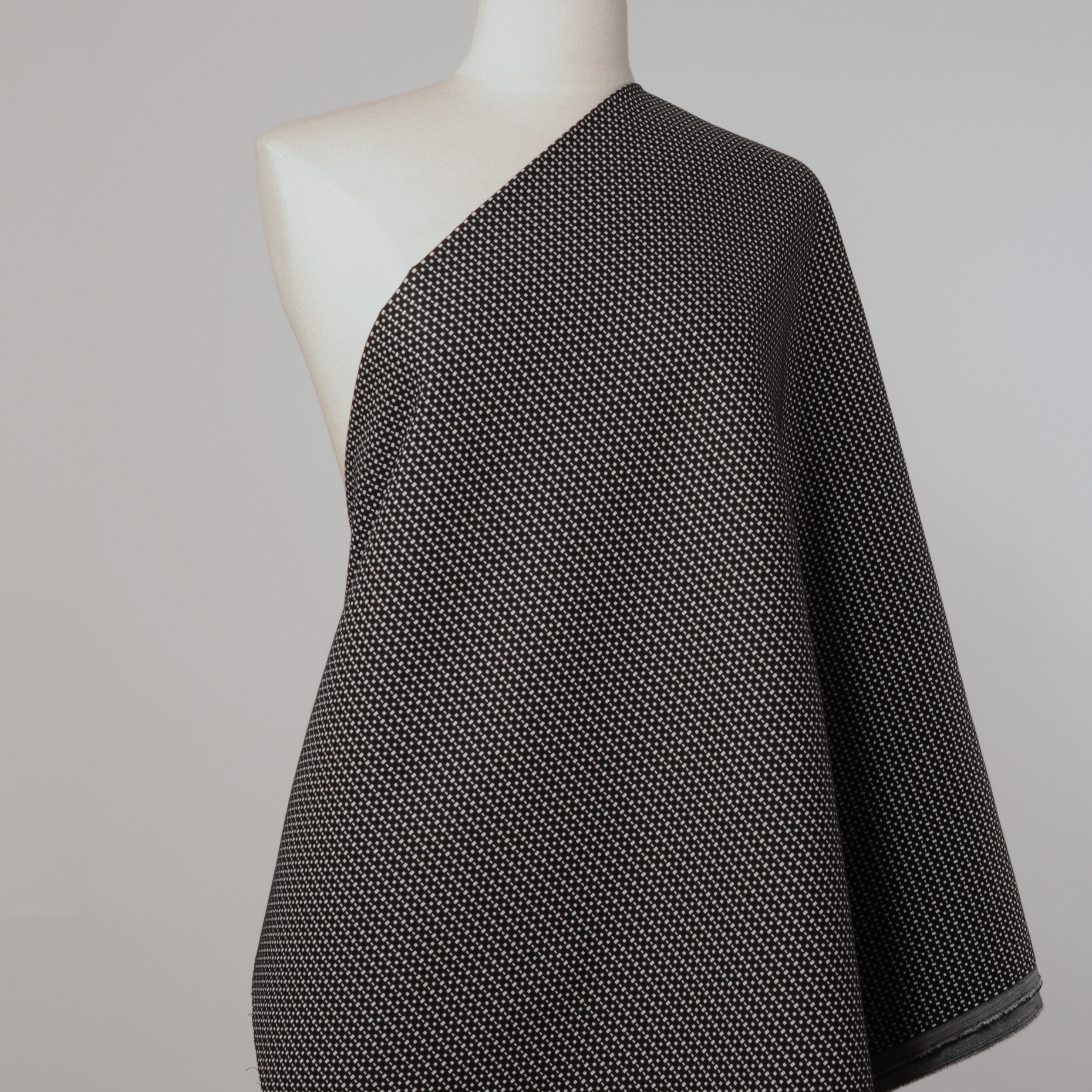 Żakard, Double, Elastyczna bawełna, Kit&Raven Black (F000017939) - Manekin