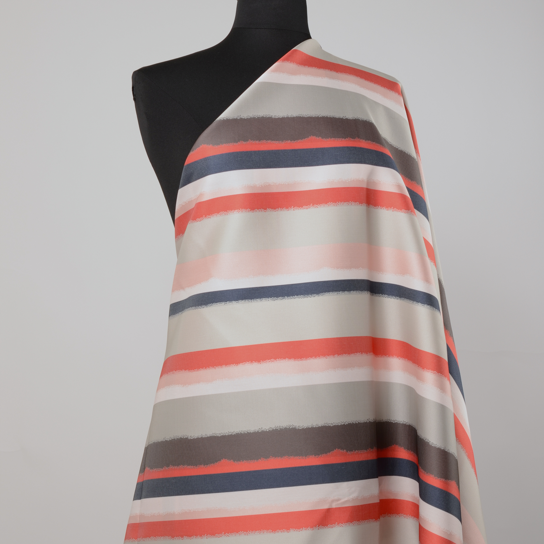 Żakard, Rzędy bloków, Strawberry&Midnight Blue (F000020109) - Manekin