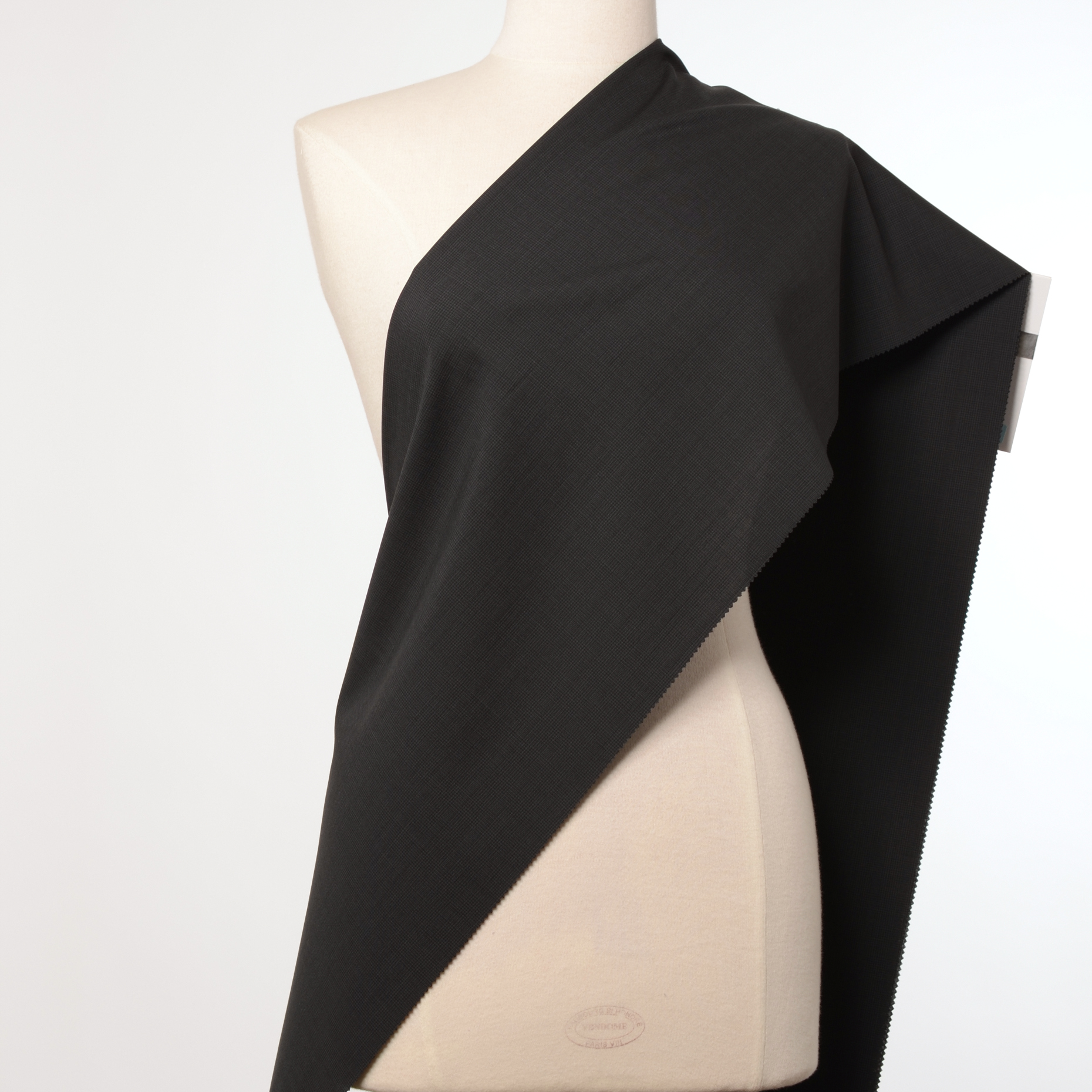 COOL WOOL, VIRGIN WOOL, CHECK, BLACK ONYX (F000005895) - Mannequin