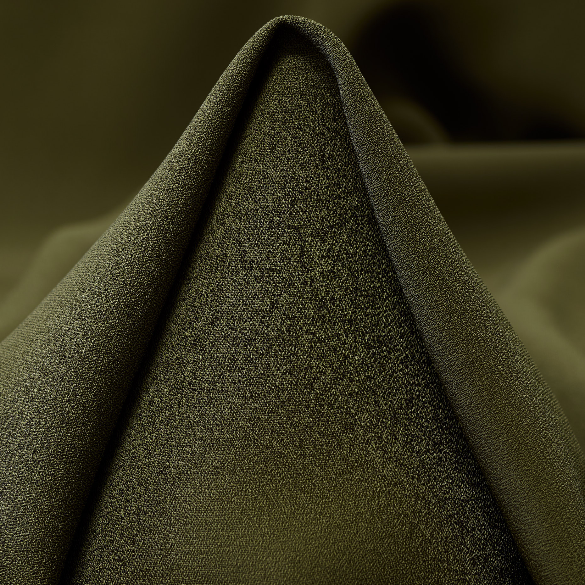 CRÊPE, CAPULET OLIVE