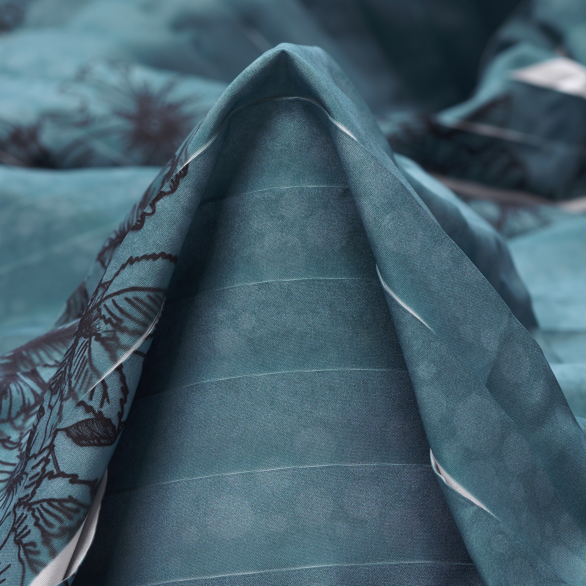 PLISSÉ, PRINTED, BLUE STONE