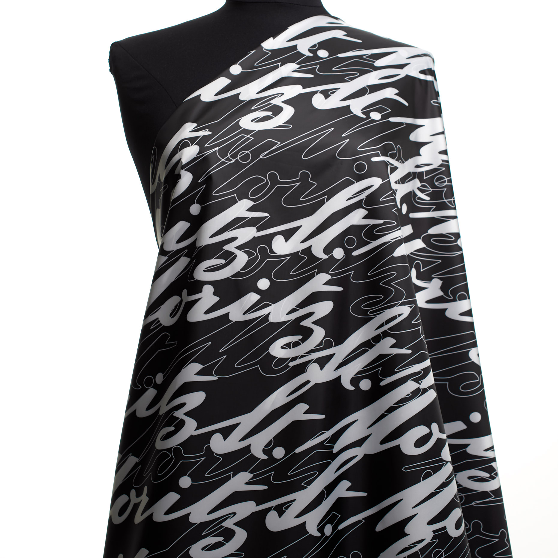 OUTDOOR, PRINTED, RAVEN BLACK&BRILLIANT WHITE (F000041661) - Mannequin