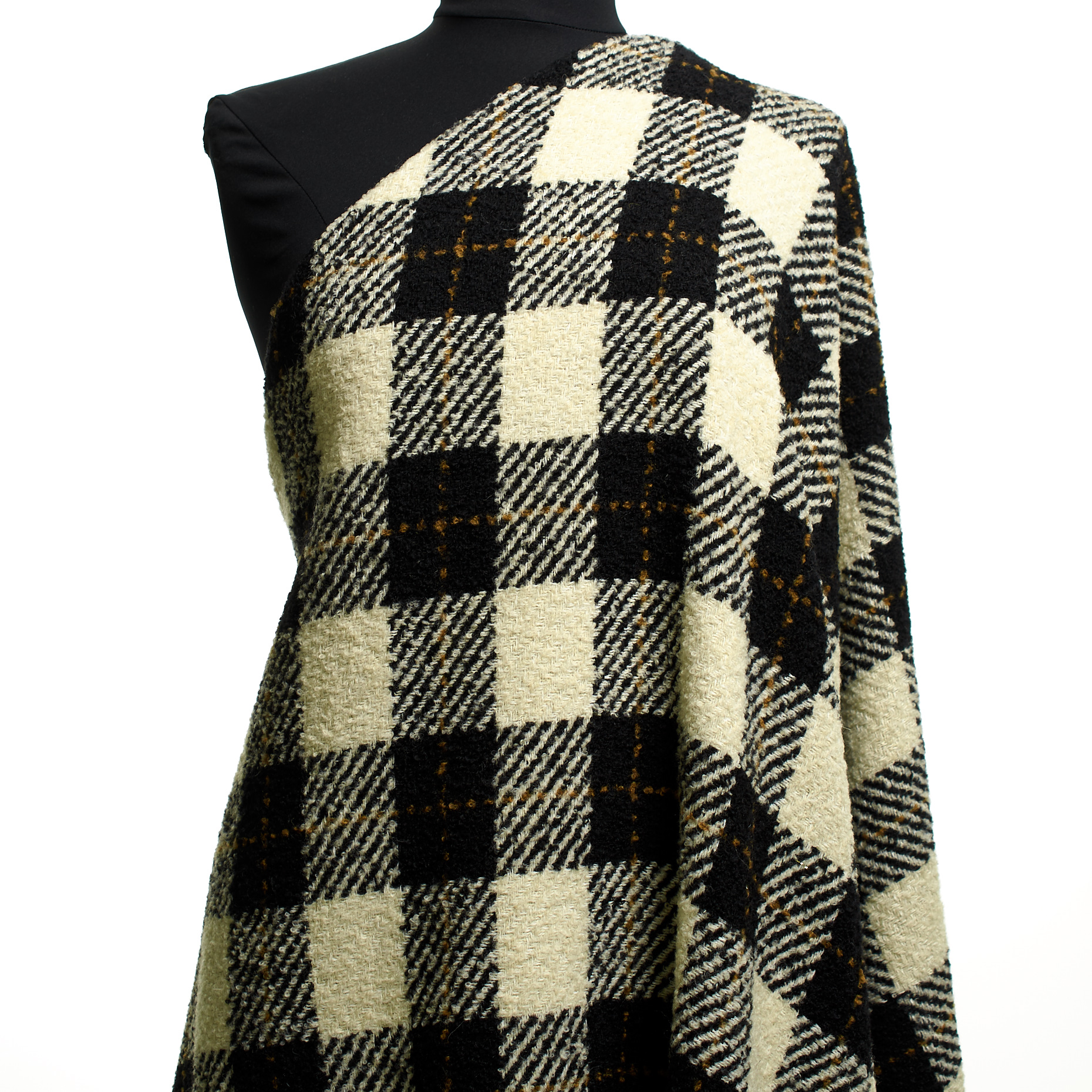 BOUCLÉ, WOOL, CHECK, ANTIQUE WHITE&RAVEN BLACK (F000047143) - Mannequin