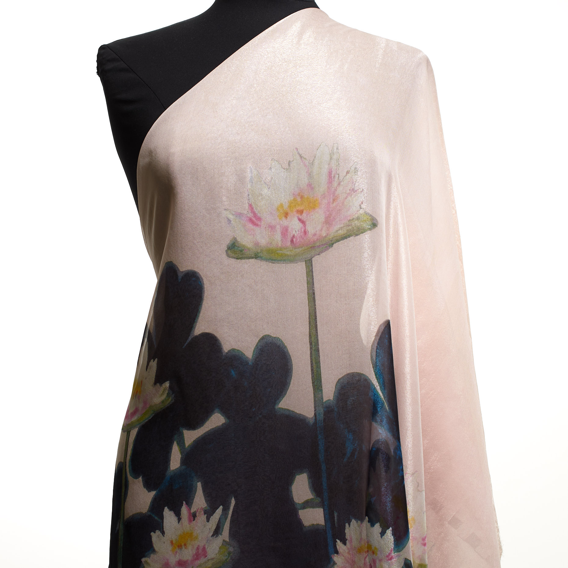 Jedwab, Krepa, Wydrukowany, Silver (F000031958) - Manekin