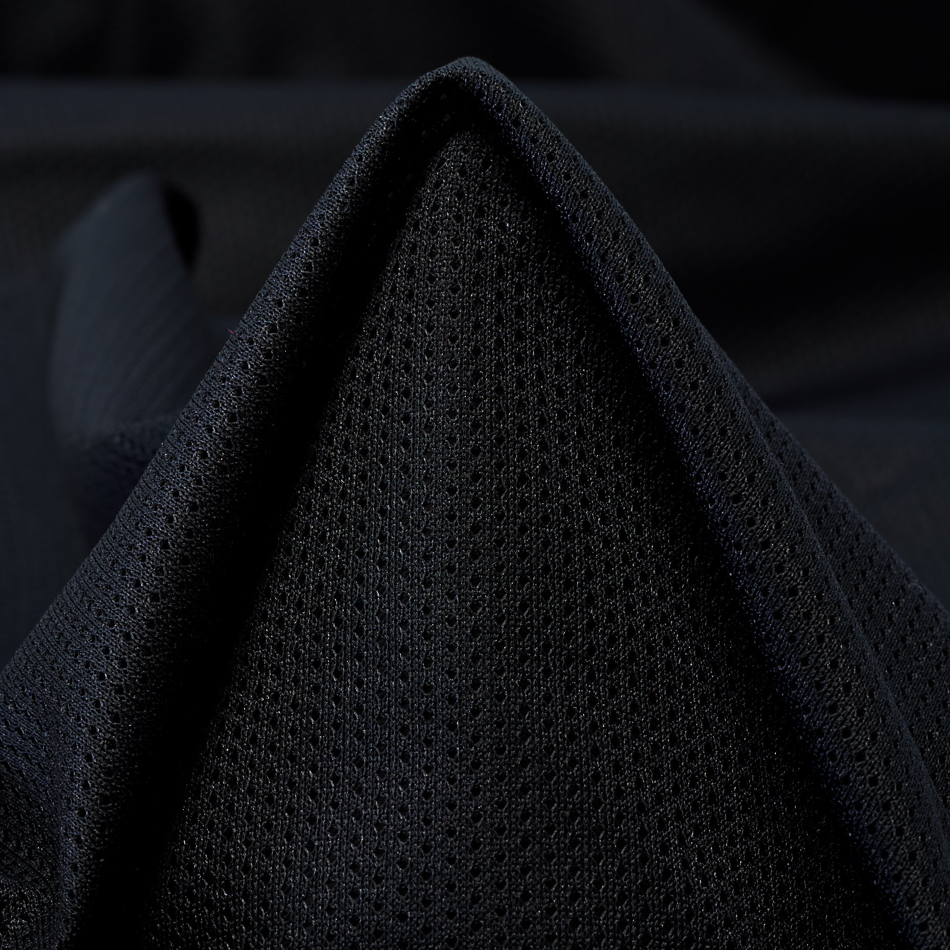 MESH, RAVEN BLACK (F000042514)