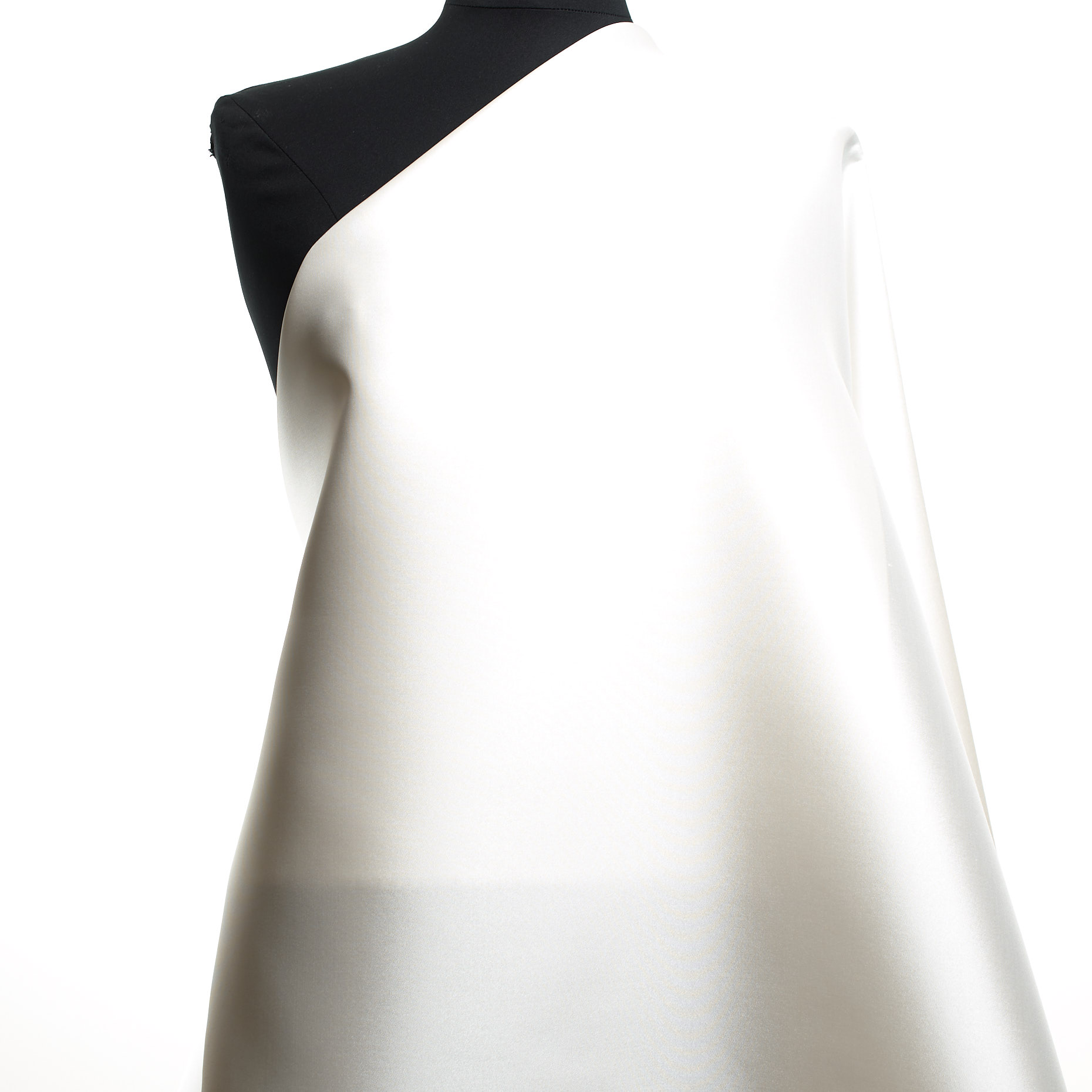TAFFETA, SILK, SNOW WHITE (B0000016) - Mannequin
