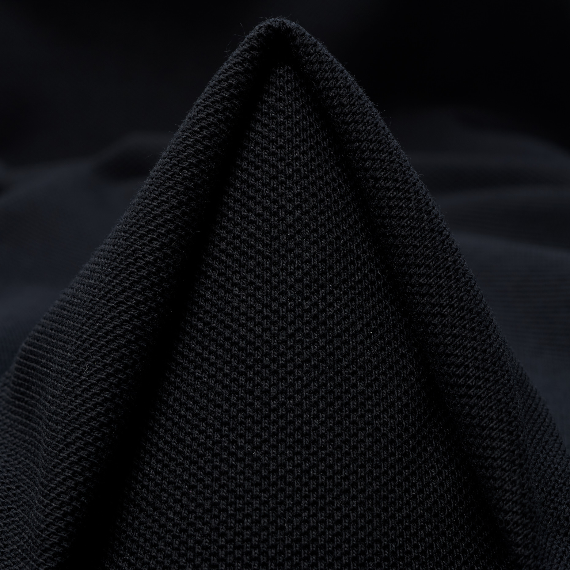 PIQUÉ, COTTON, RAVEN BLACK (F000046597)