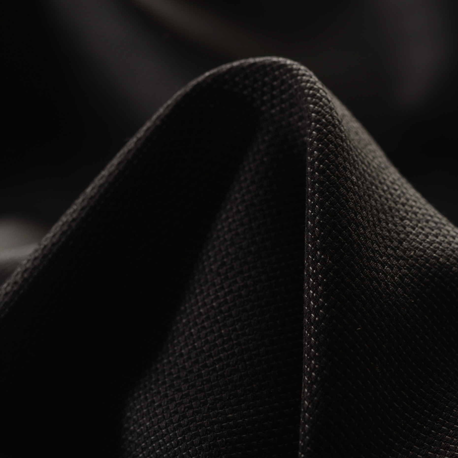 VIRGIN WOOL, MICRO DESIGN, RAVEN BLACK