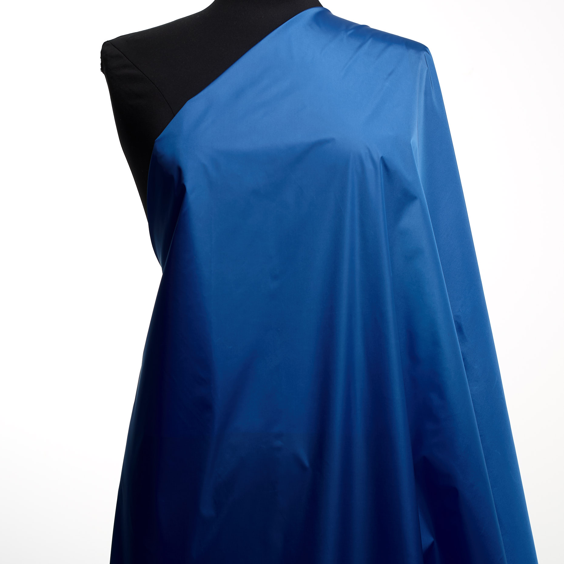 OUTDOOR, NYLON, AZURE BLUE (F000036740) - Mannequin
