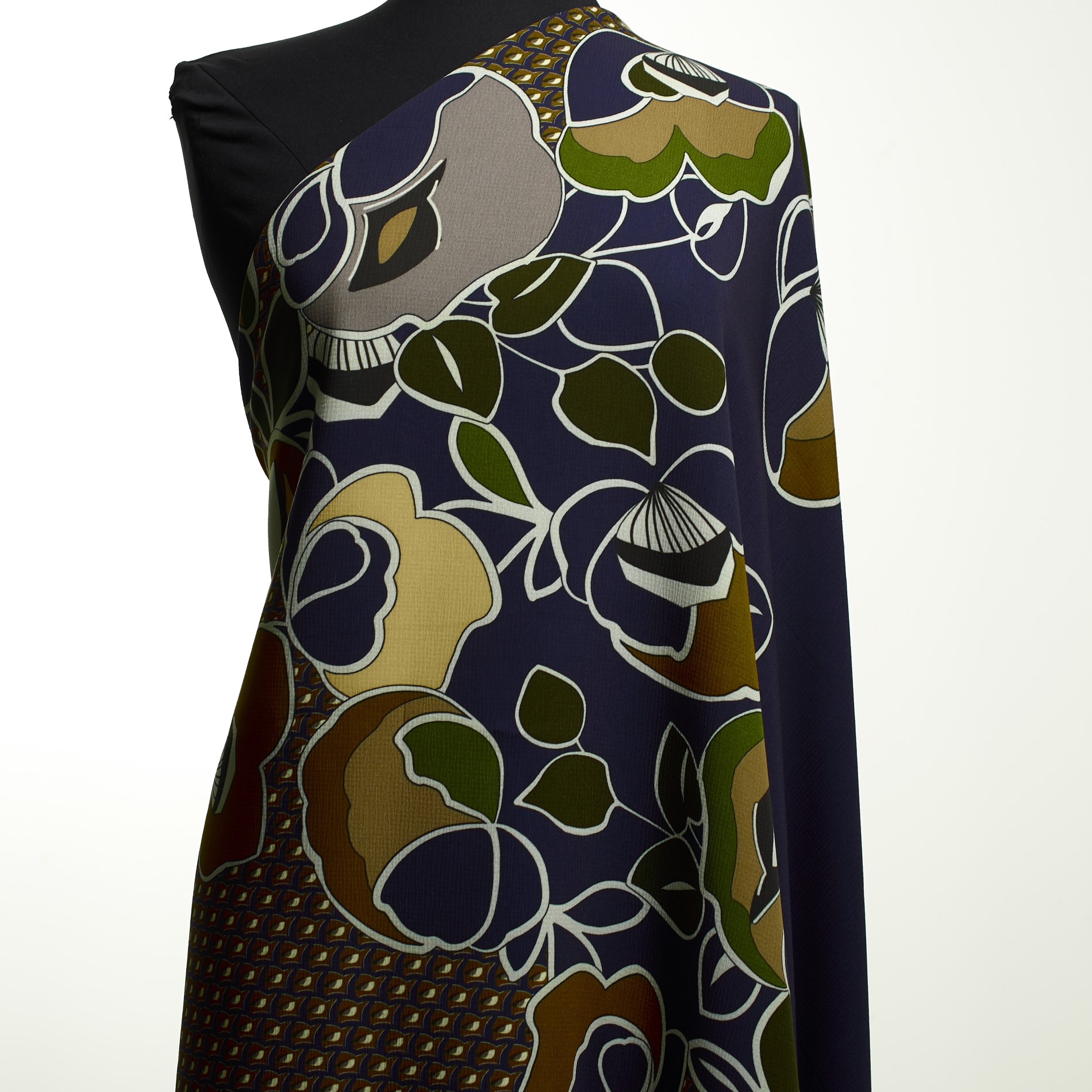 Двойной, Стрейч, Navy Peony (F000031369) - Манекен