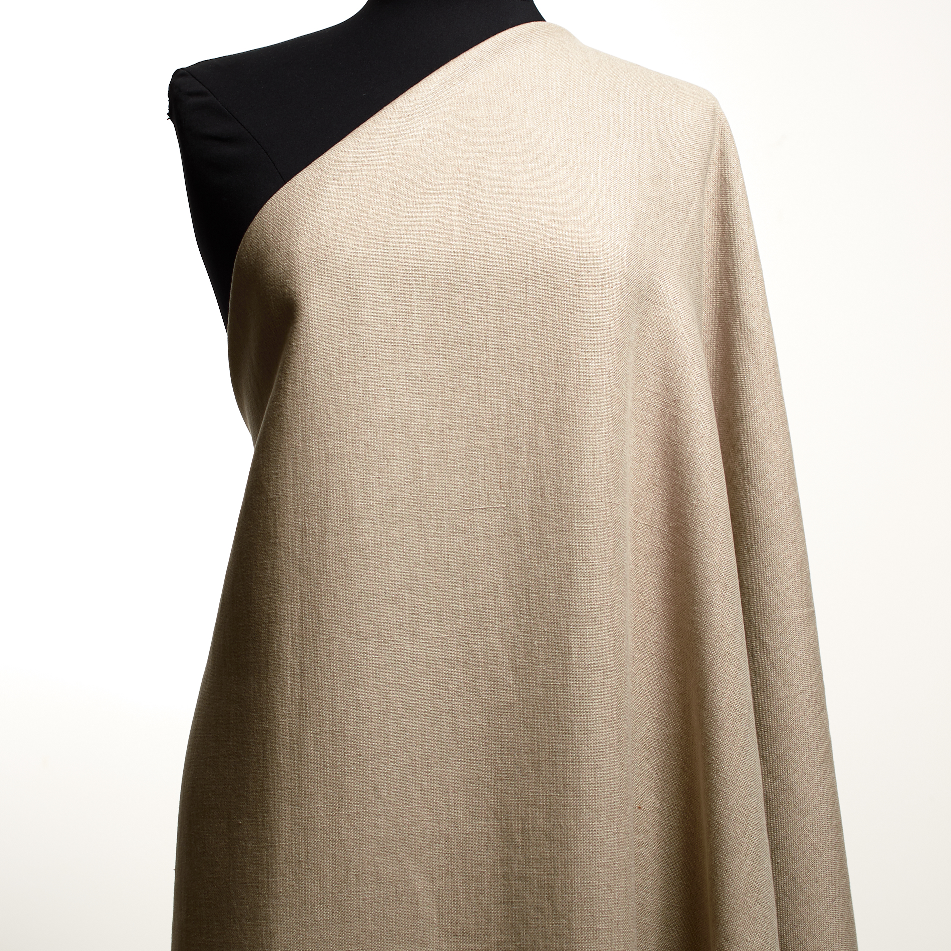 LINEN, OATMEAL (C0001930) - Mannequin