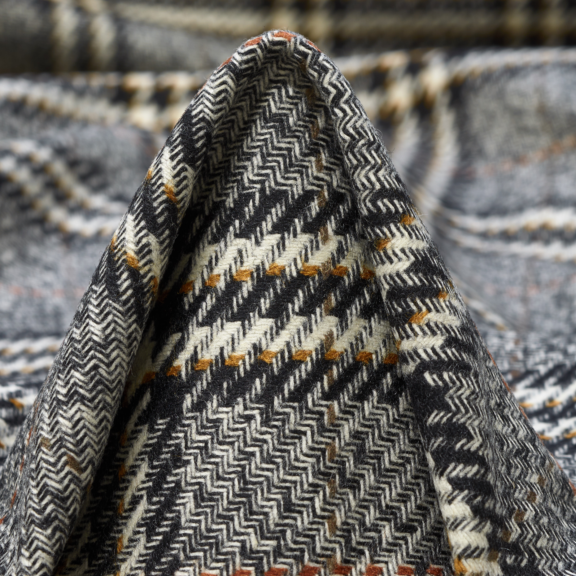 WOOL, CHECK, BLACK BEAUTY&ANTIQUE WHITE