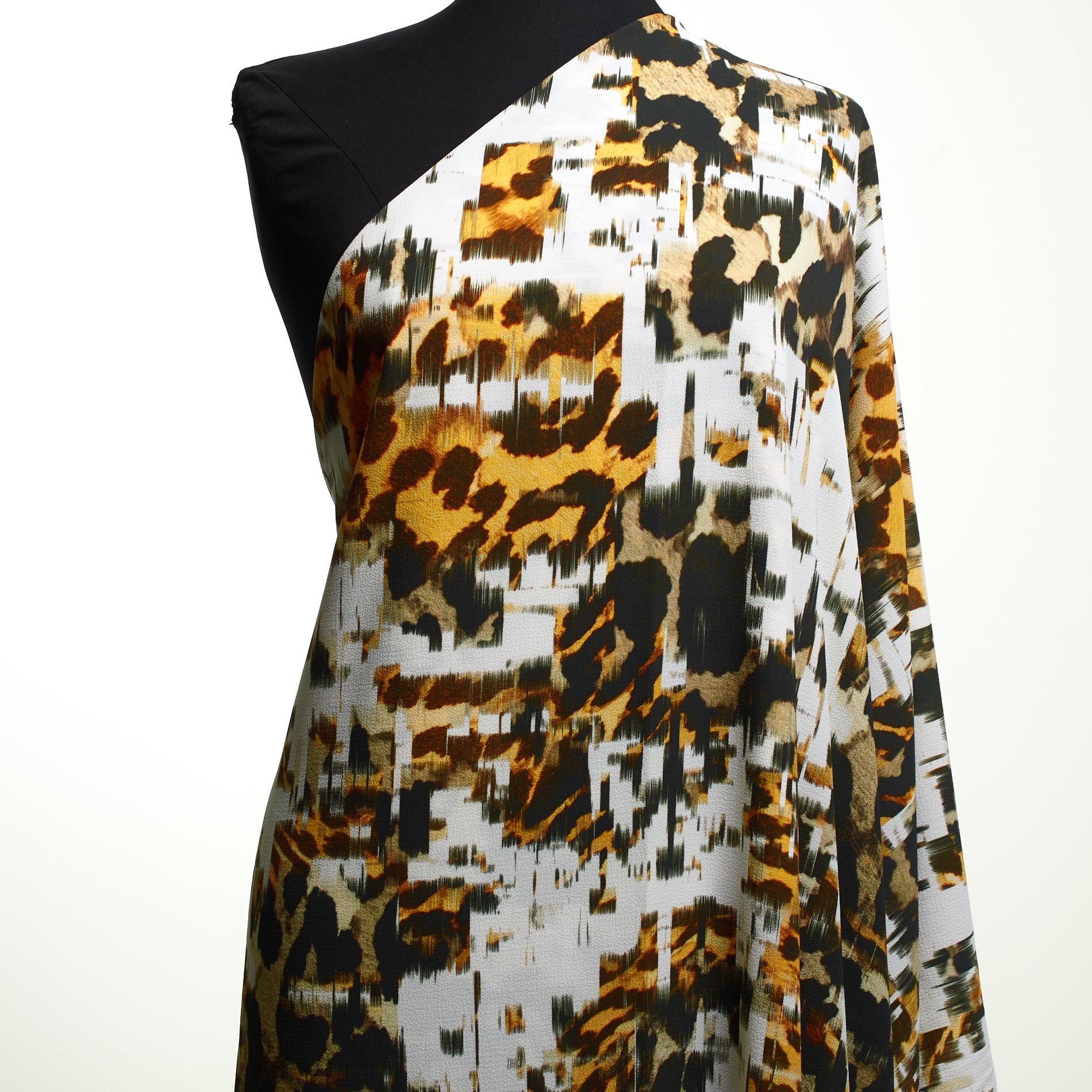 CRÊPE, ELASTIC, PRINTED, GOLDEN APRICOT&SNOW WHITE (F000031726) - Mannequin