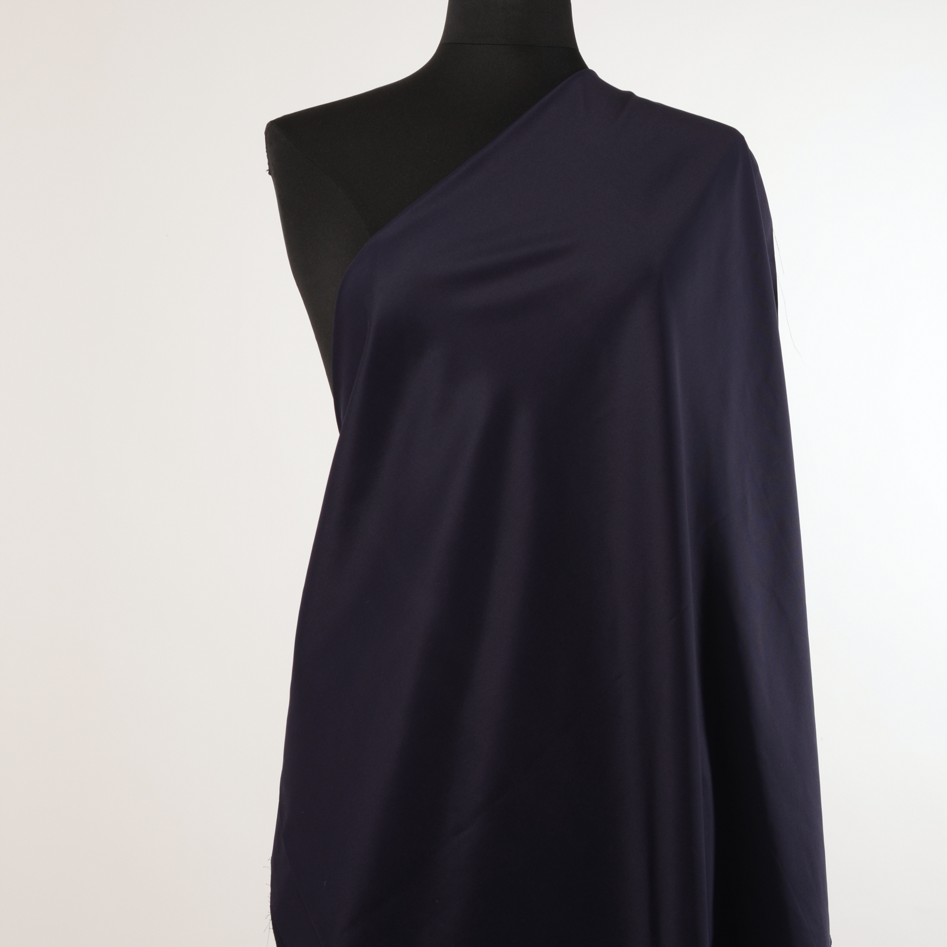 TWILL, PURPLE VELVET (F000014732) - Mannequin