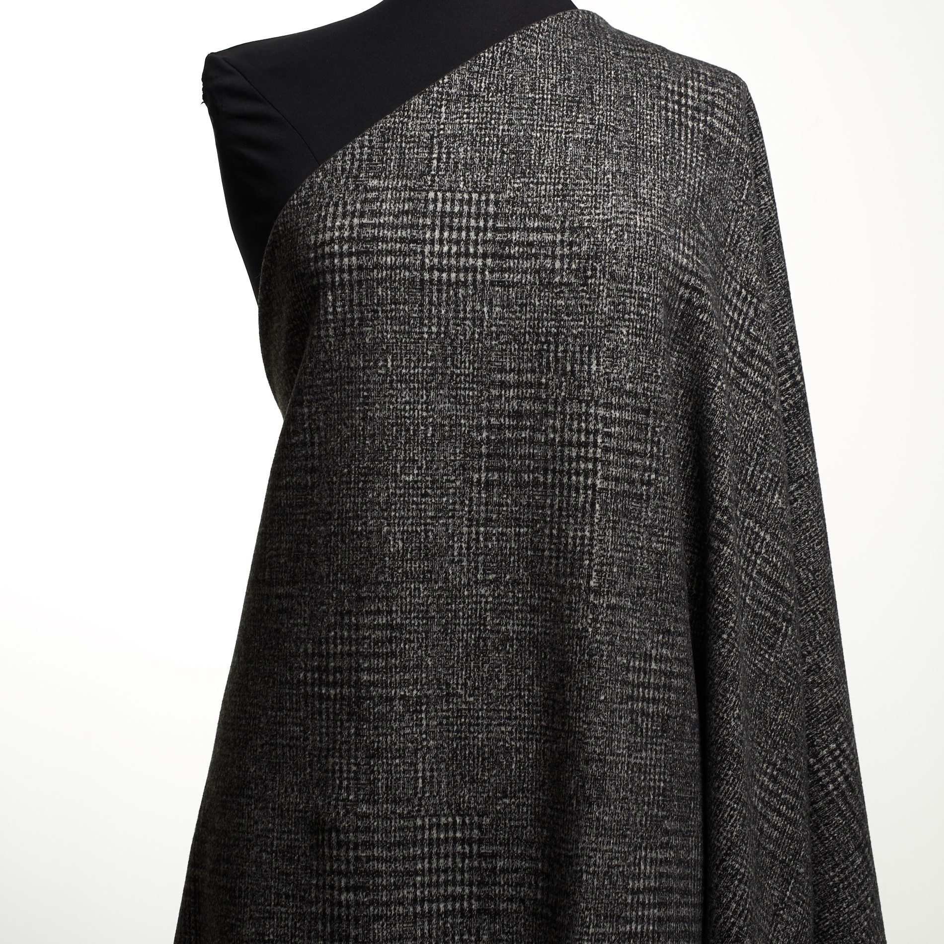 Трикотаж, Шерсть, Принц Уэльский, Ivory&Black (F000033070) - Манекен