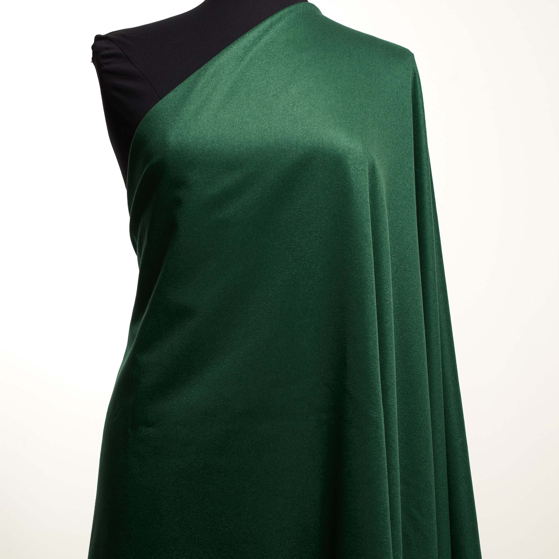 FLANNEL, CASHMERE, CADMIUM GREEN (F000033682) - Mannequin