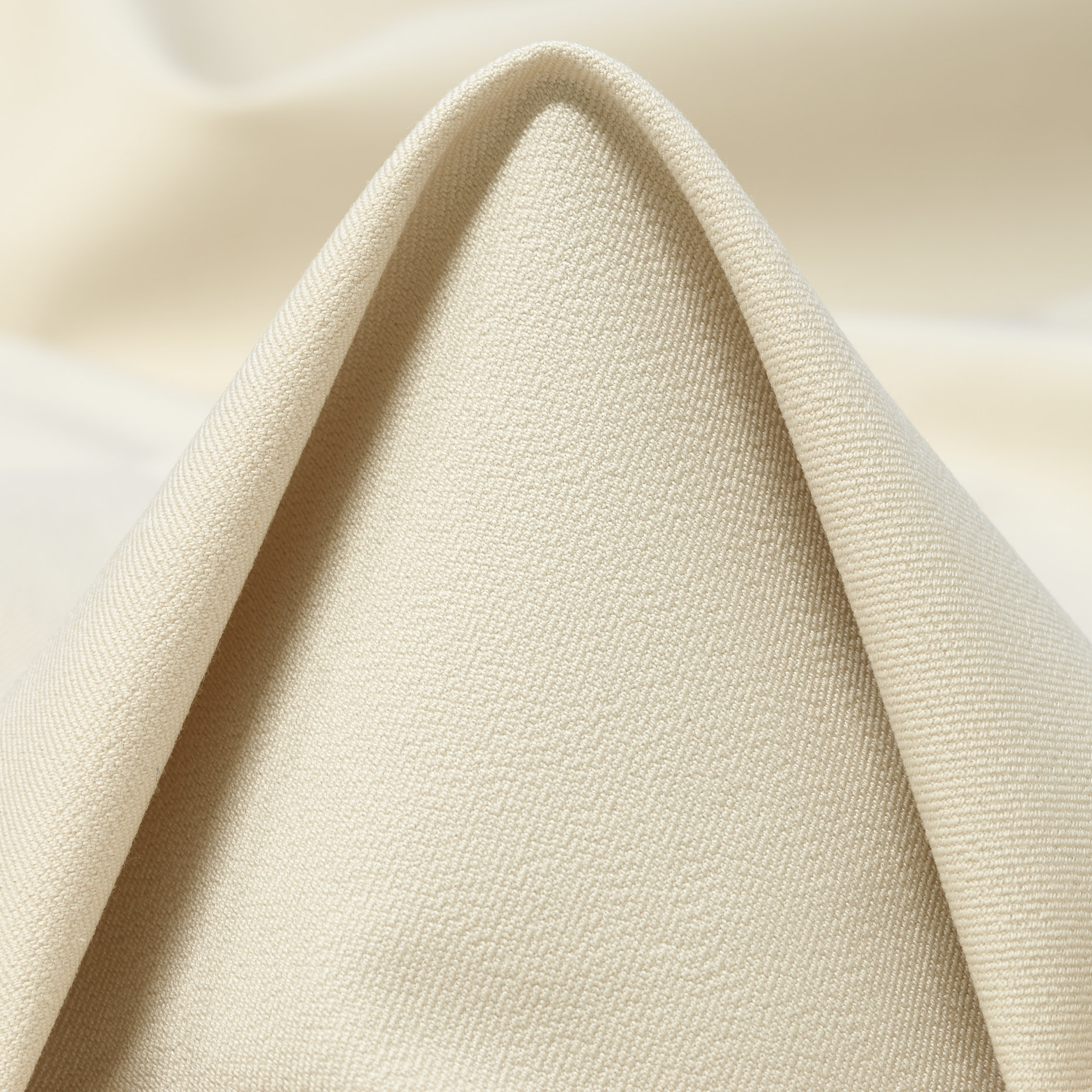 GABARDINE, COTTON, BI-STRETCH, WHITE ONYX (F0002119)