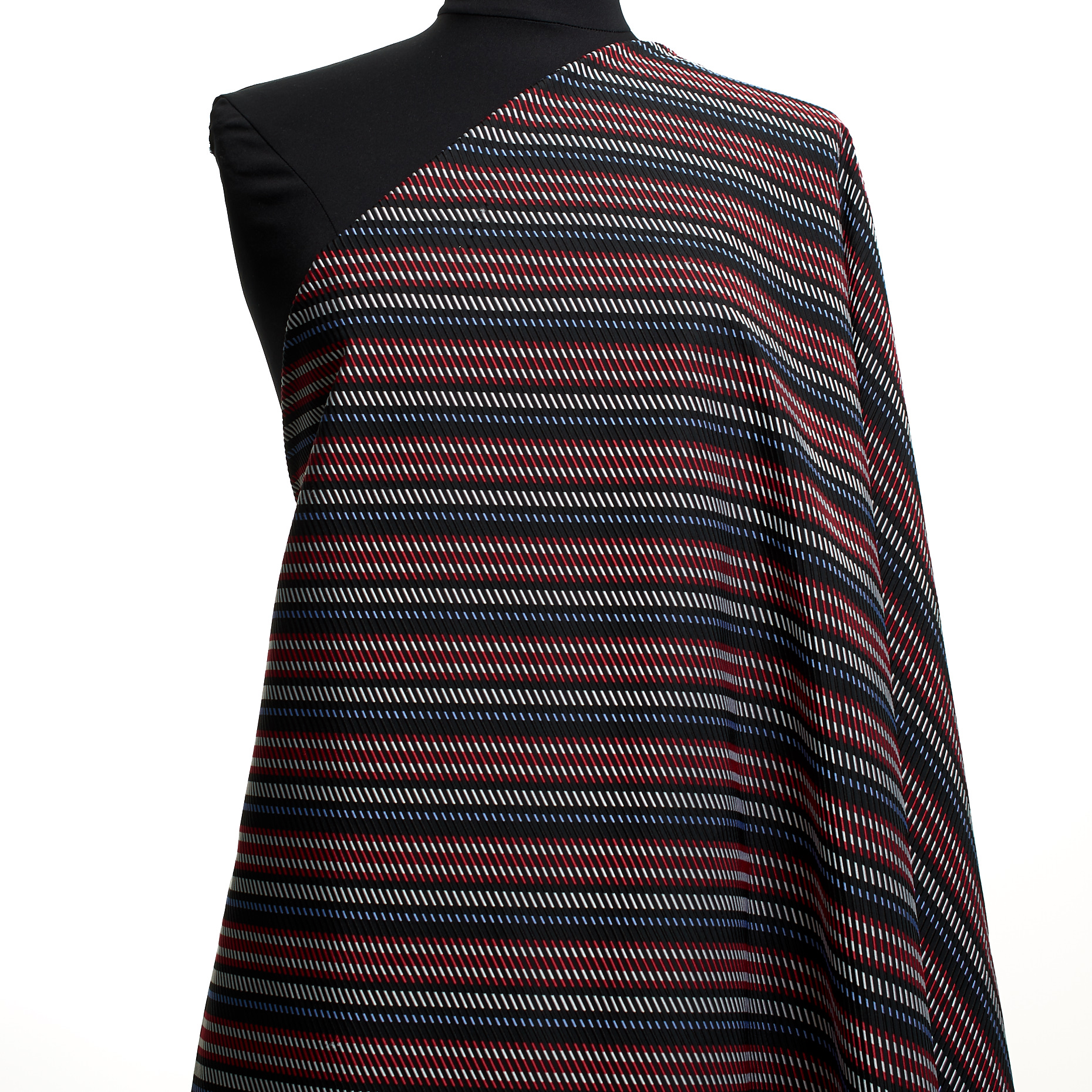 TWILL, ADRENALINE RUSH&RAVEN BLACK (F000047230) - Mannequin