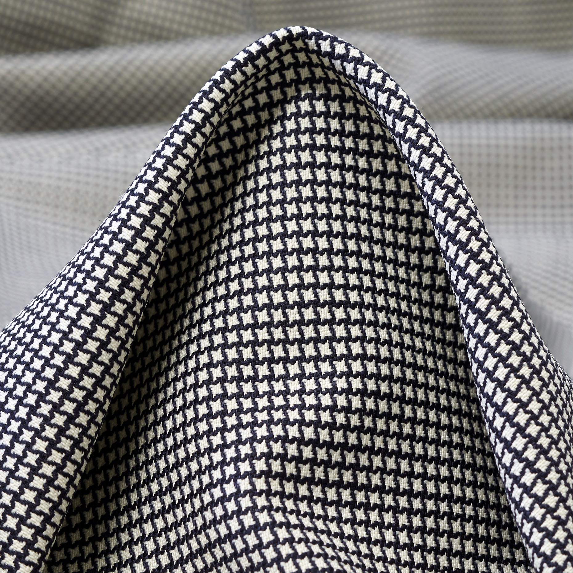 VIRGIN WOOL, HOUNDSTOOTH, ELASTIC, VULCAN&BRILLIANT WHITE