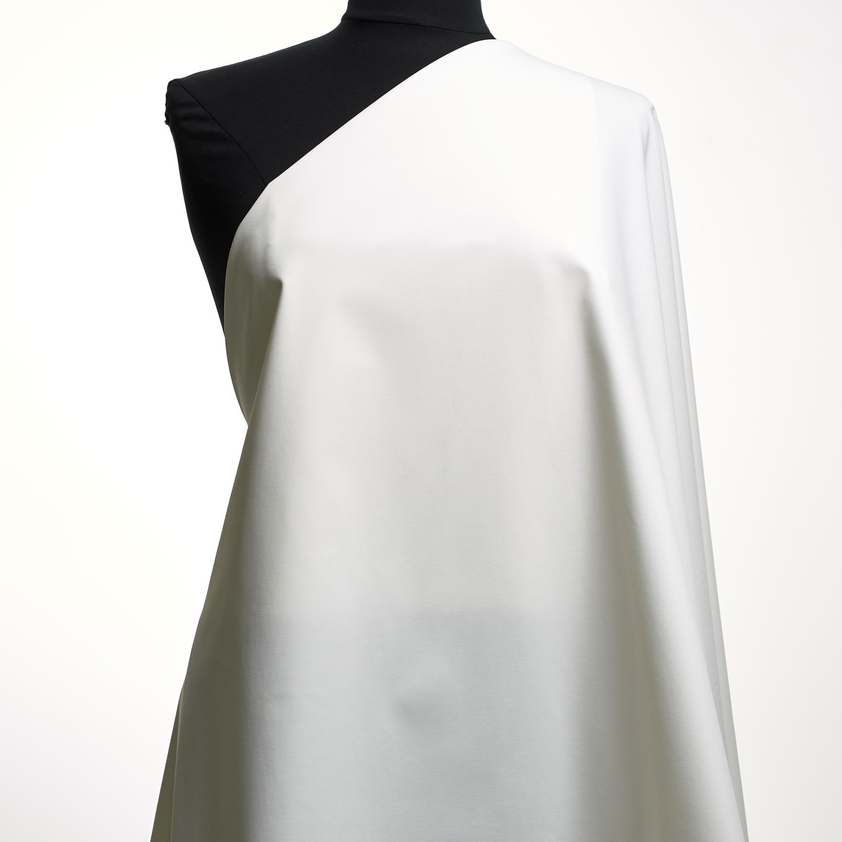 Sergé, Coton, Elástique, Brilliant White (F000030223) - Mannequin