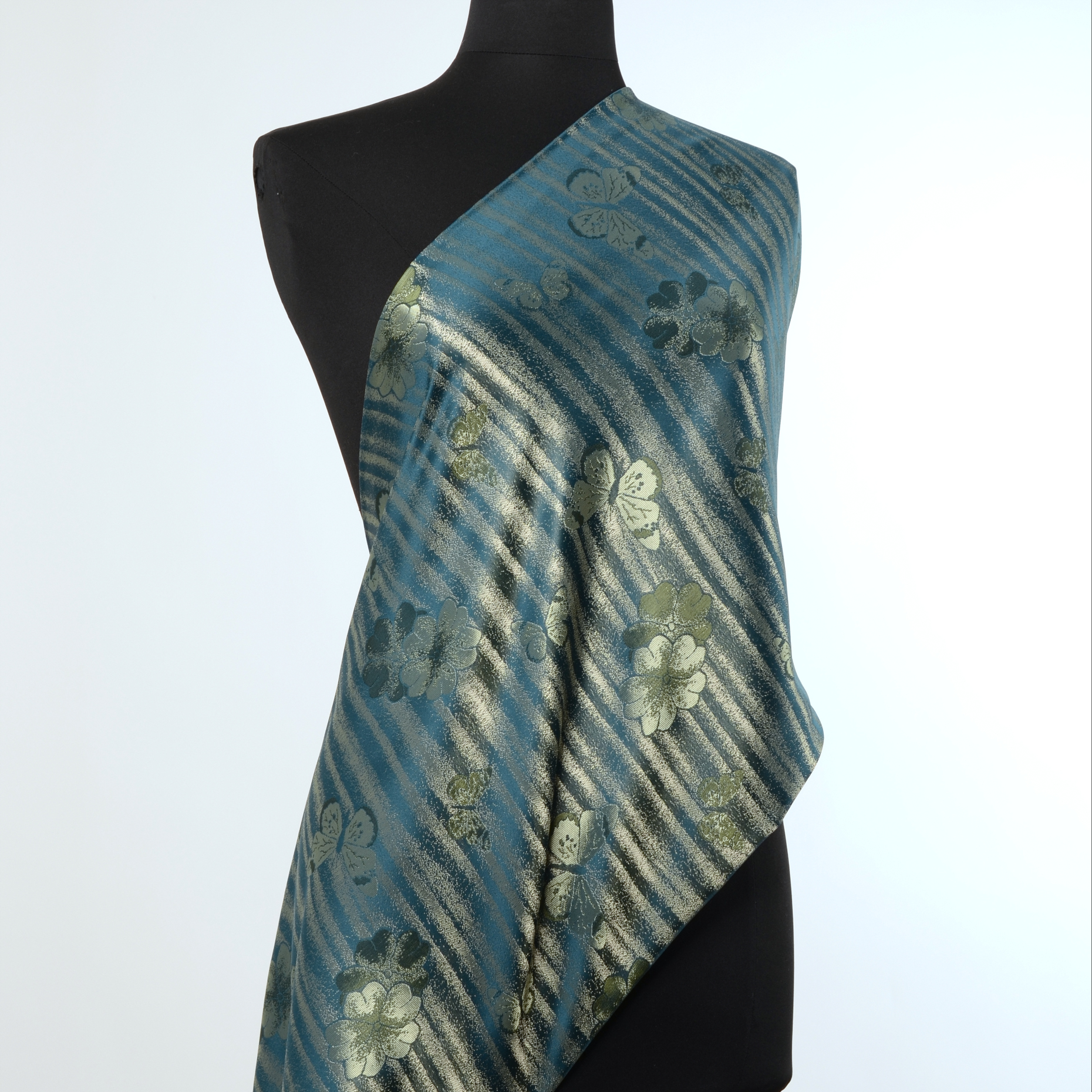 JACQUARD, BUTTERFLY, EVERGLADE&FOG GREEN (F000012262) - Mannequin