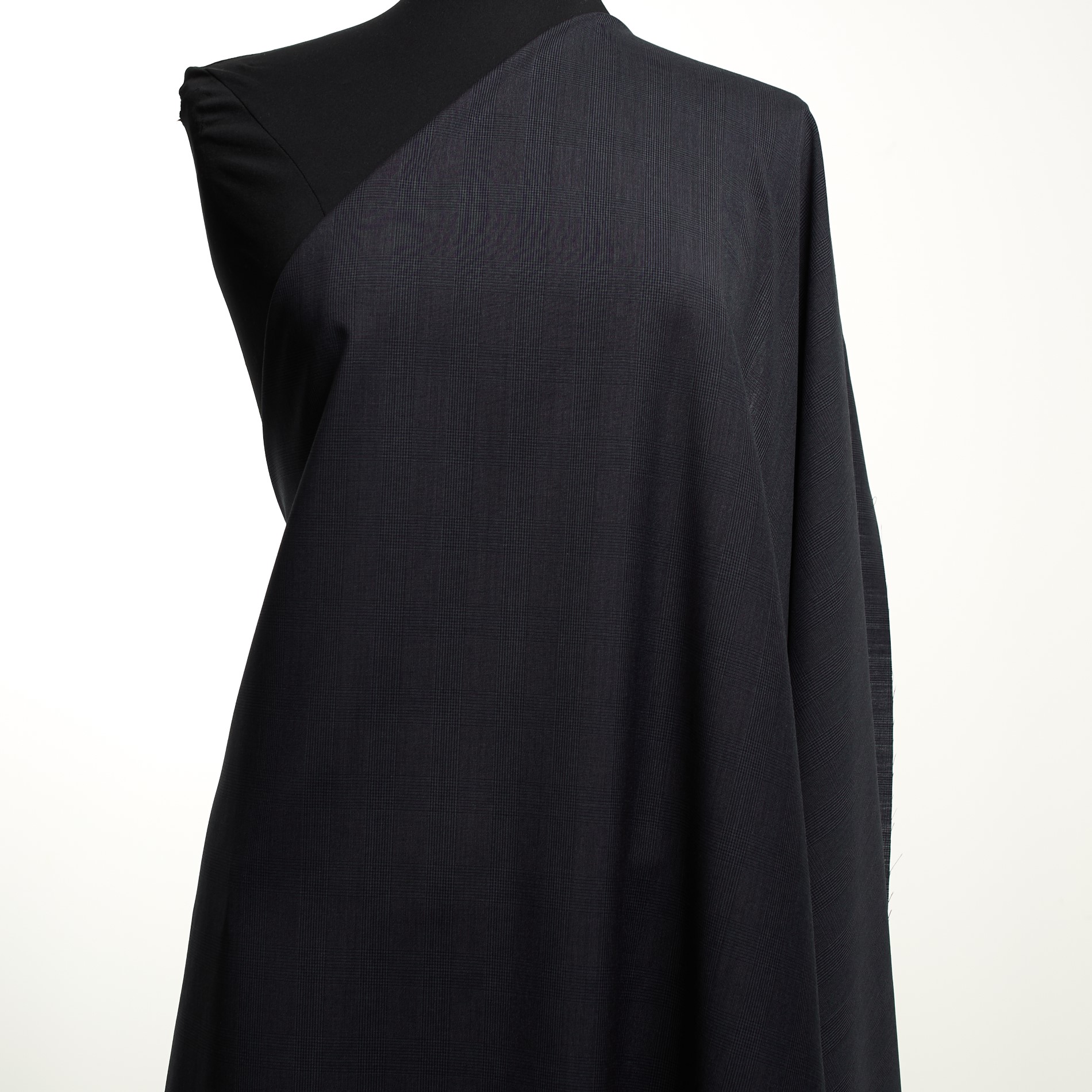 COOL WOOL, CHECK, MELANGE, DARK SAPPHIRE (F0002104) - Mannequin