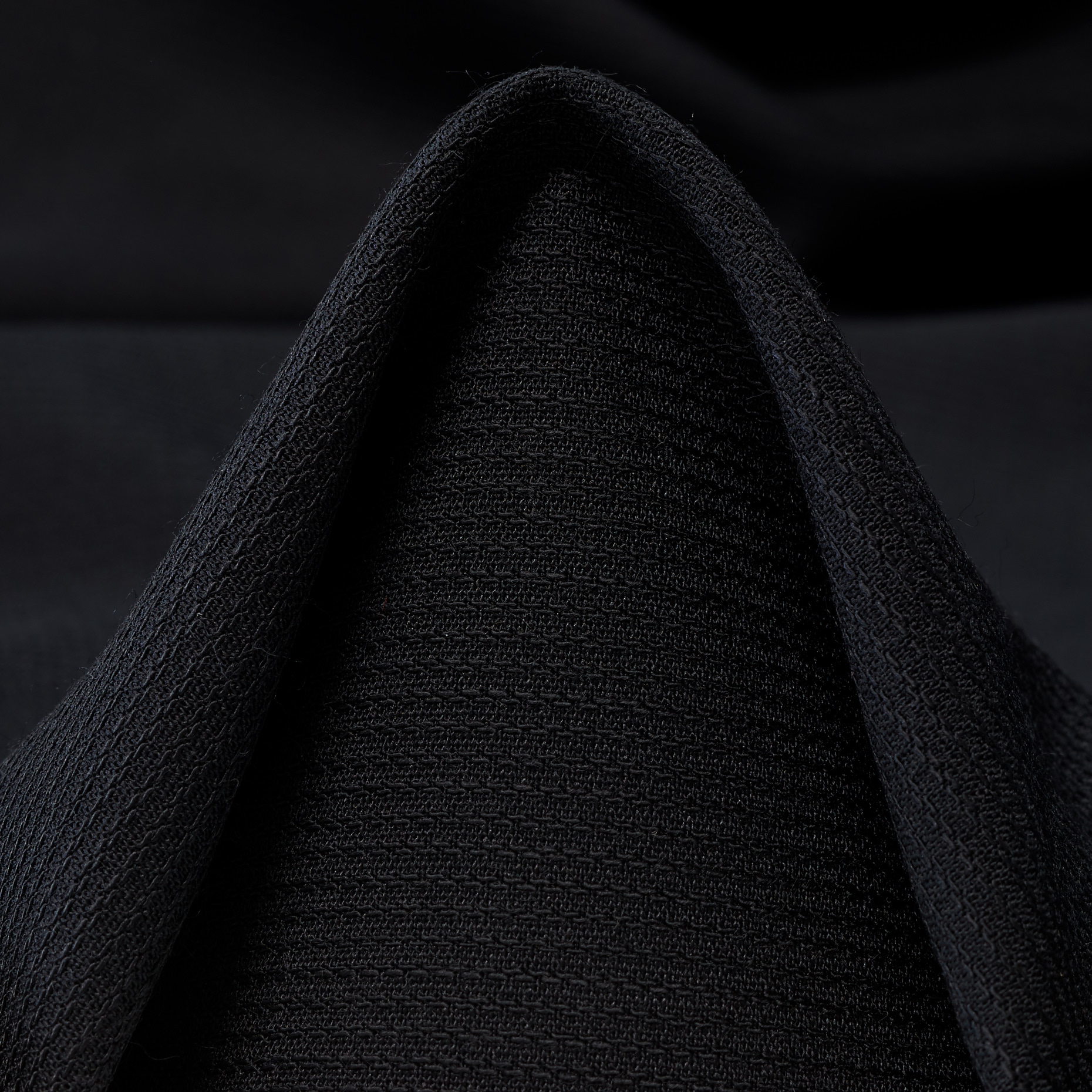 FINE WOOL, STRIPES, TONE ON TONE, METEORITE (F0002030)