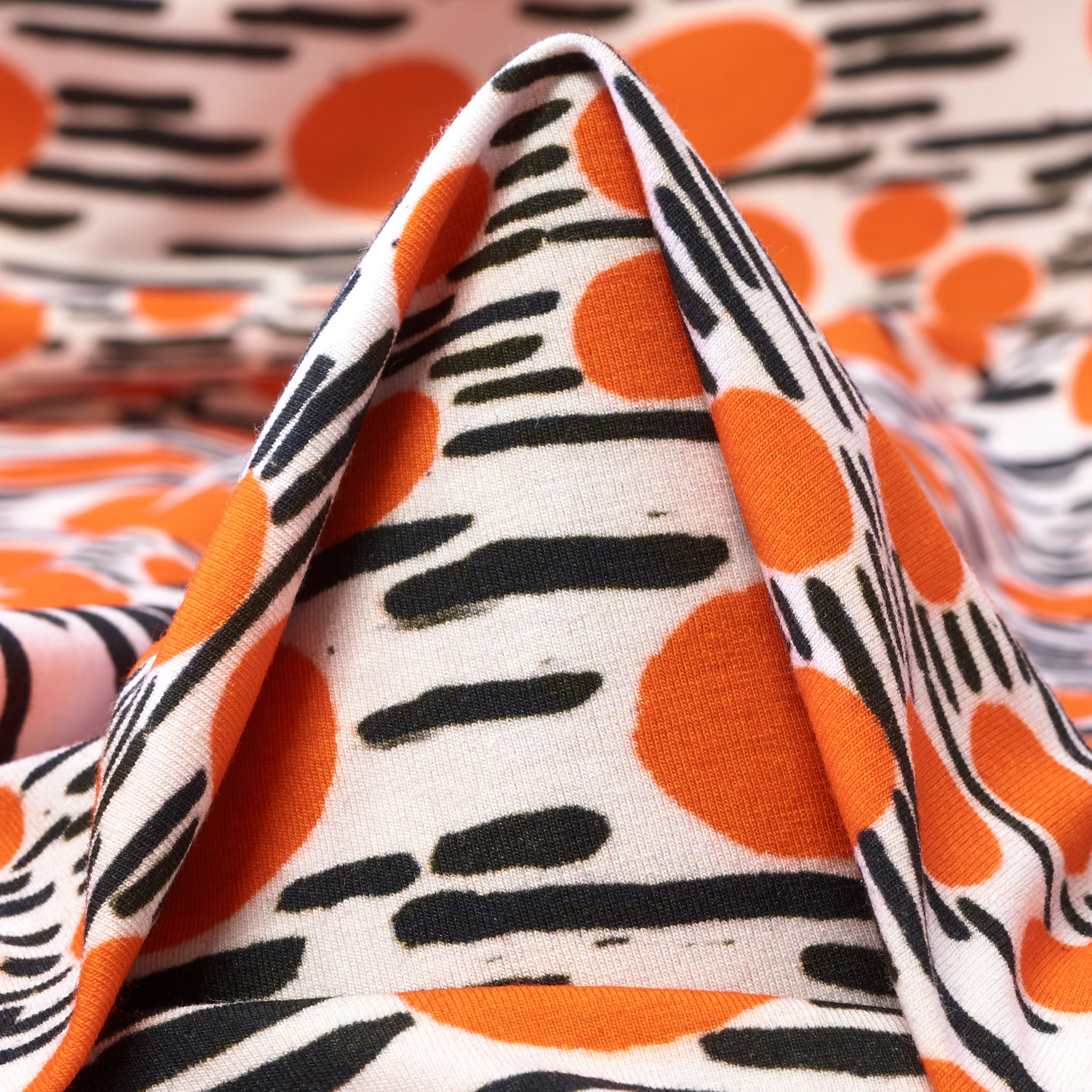 SINGLE JERSEY, COTTON, DOTS, RED ORANGE (F000031883)