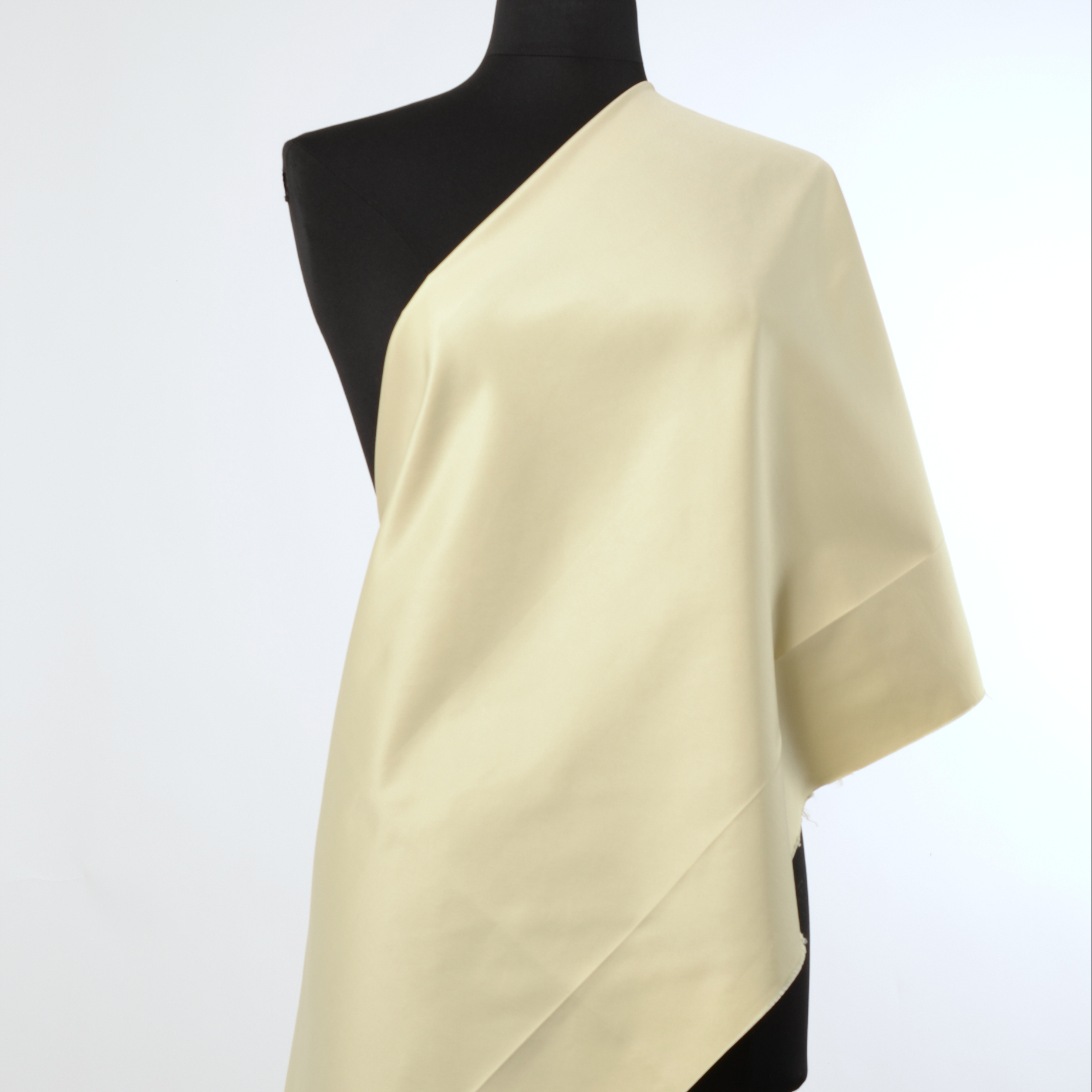 TWILL, MODAL, CREME BRÛLÉE (F000002481) - Mannequin