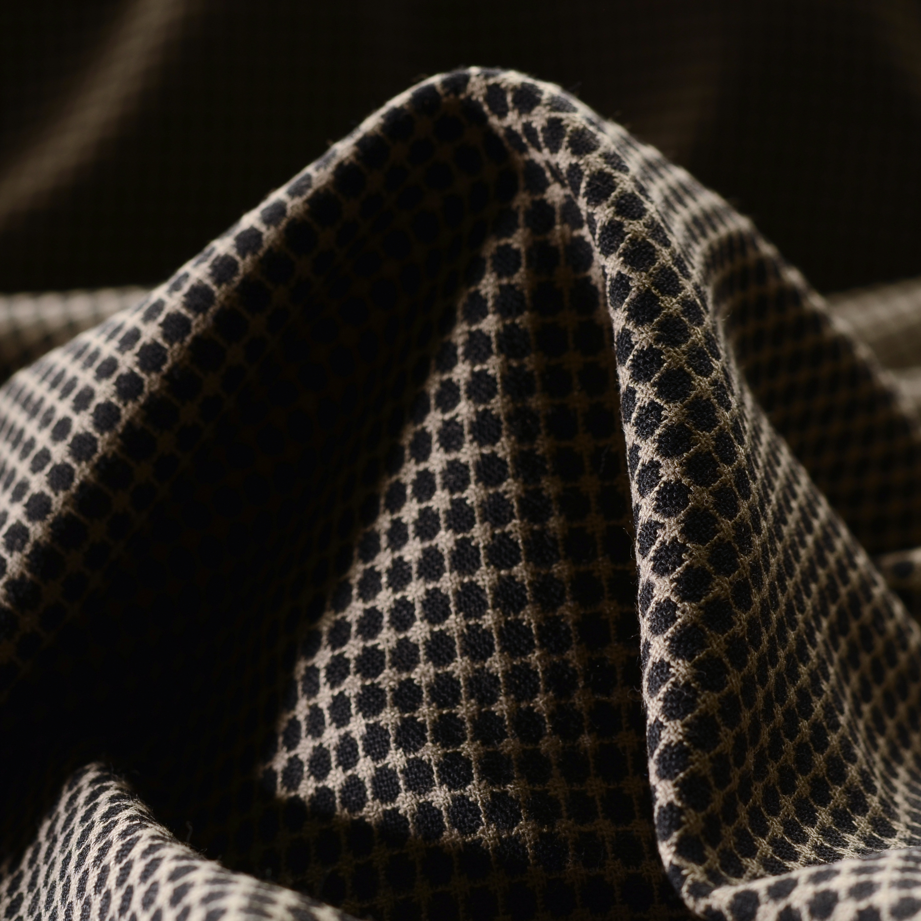 JACQUARD, WOOL, DOTS, BLACK&TOBACCO (F000017714)