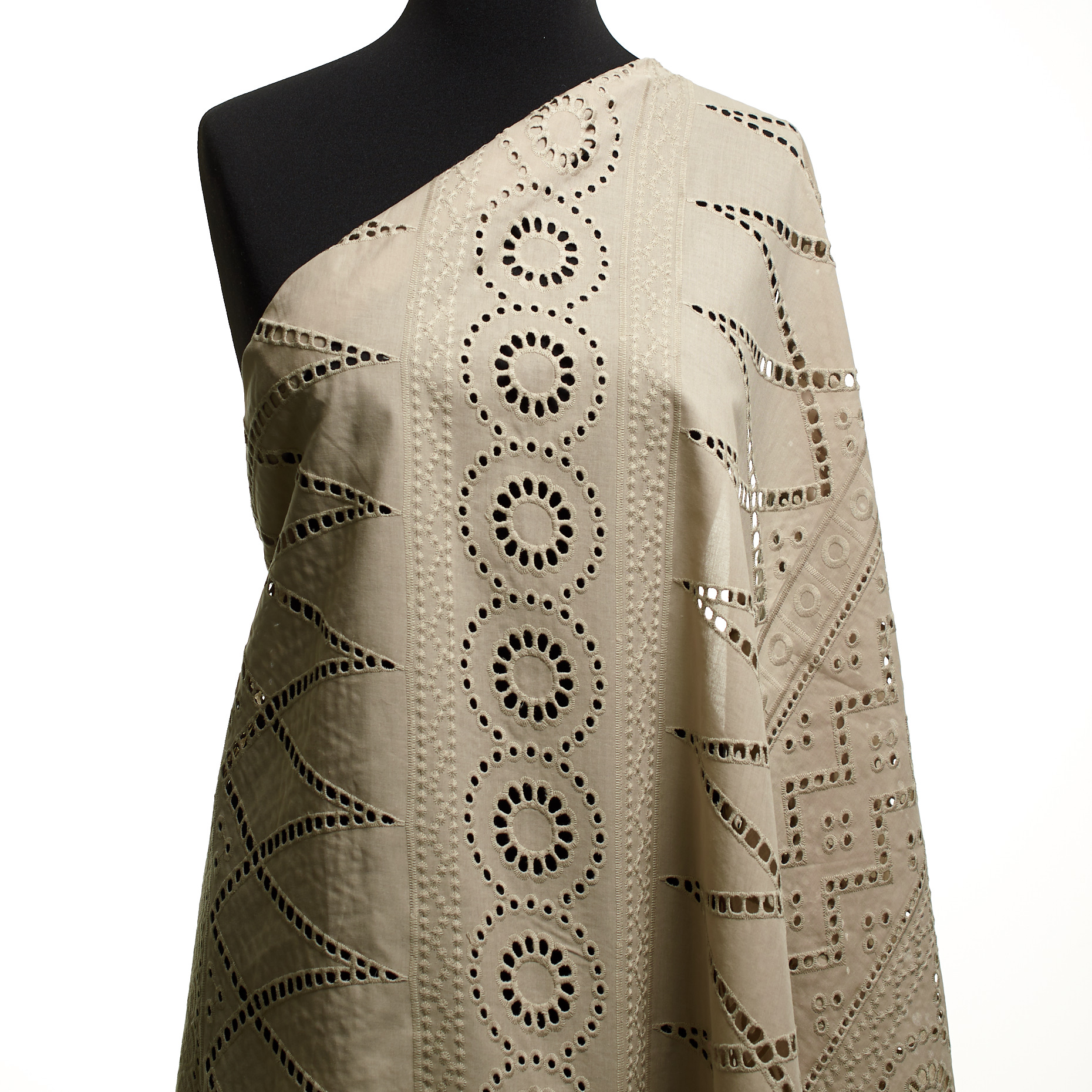 Поплин, Хлопок, Вышито, Silver Birch (F000049280) - Манекен