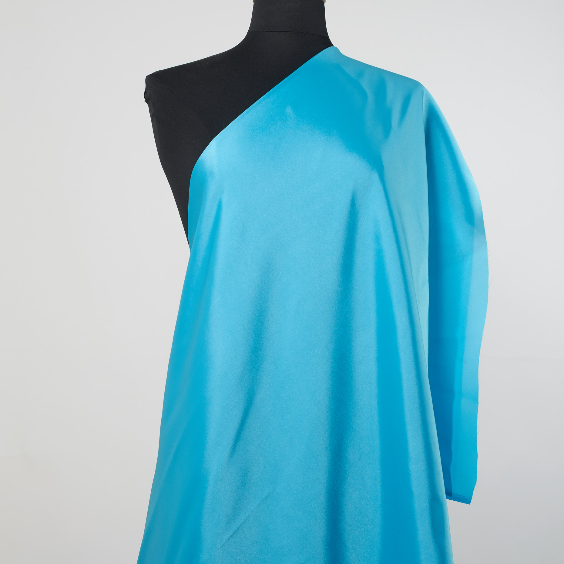 LINING, CAPRI BREEZE (F000021332) - Mannequin