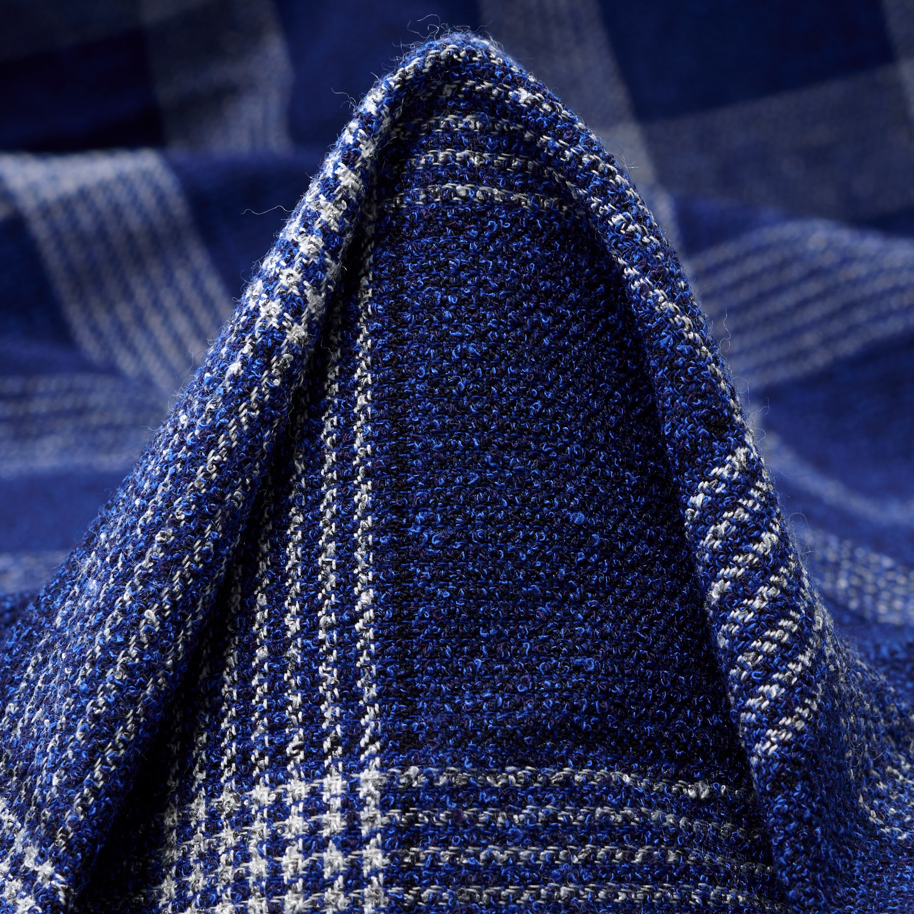 CRÊPE, VISCOSE, WOOL BLEND, DEEP ULTRAMARINE&BRILLIANT WHITE (F000045112)