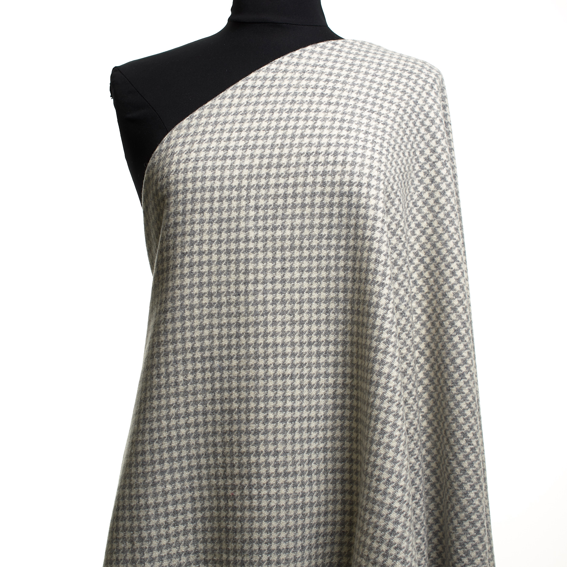 WOOL, HOUNDSTOOTH, LUCENT WHITE&GHOST GRAY (F000047431) - Mannequin