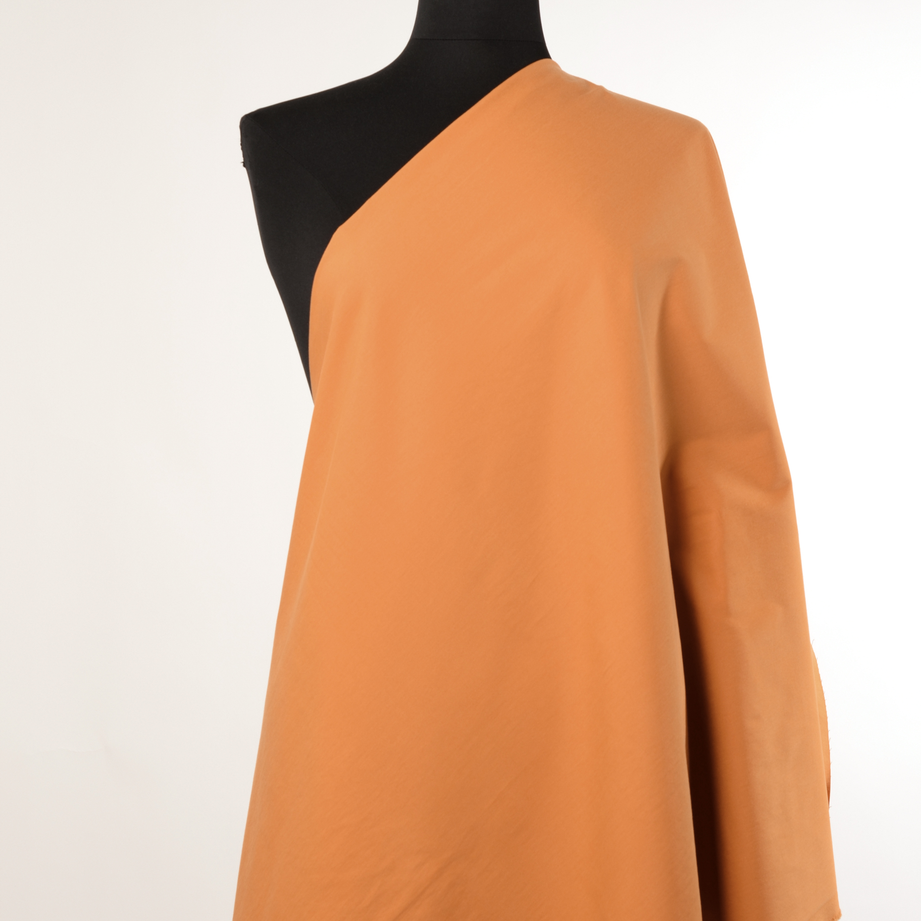 GABARDINE, LYOCELL COTTON, ELASTIC, MANDARIN ORANGE (F000018715) - Mannequin