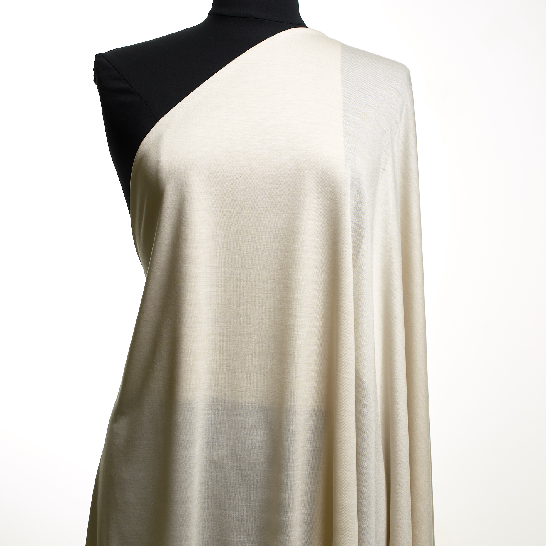 SINGLE JERSEY, VISCOSE, SILK, WHITE SAND (F000046537) - Mannequin